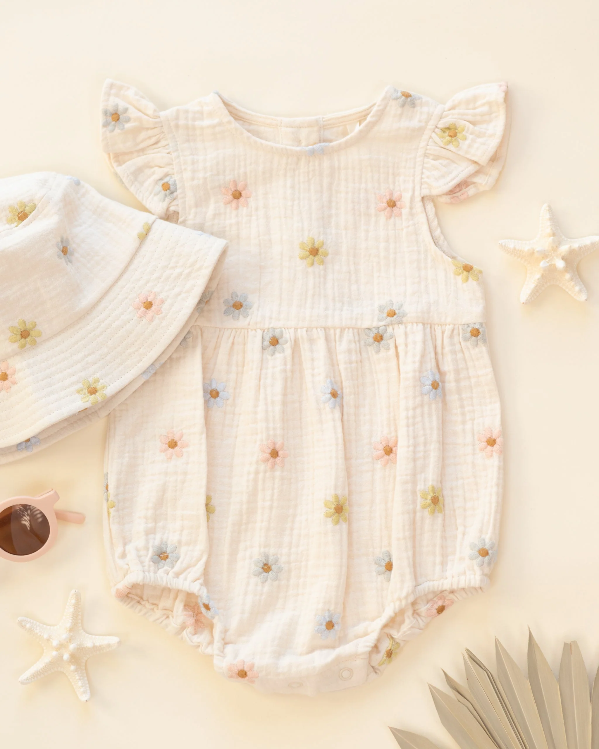Amelia Romper Embroidered Daisies - Image 7