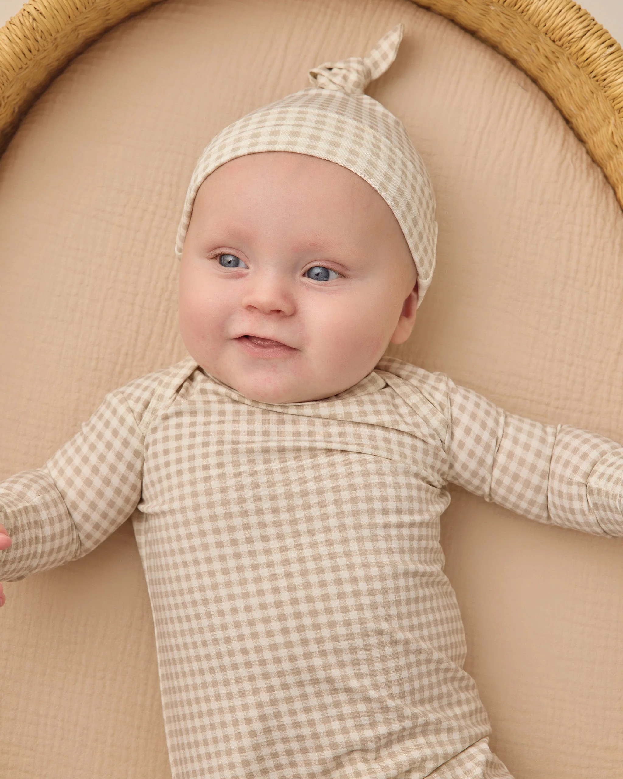 Bamboo Baby Gown + Hat Set Oat Gingham - Image 3