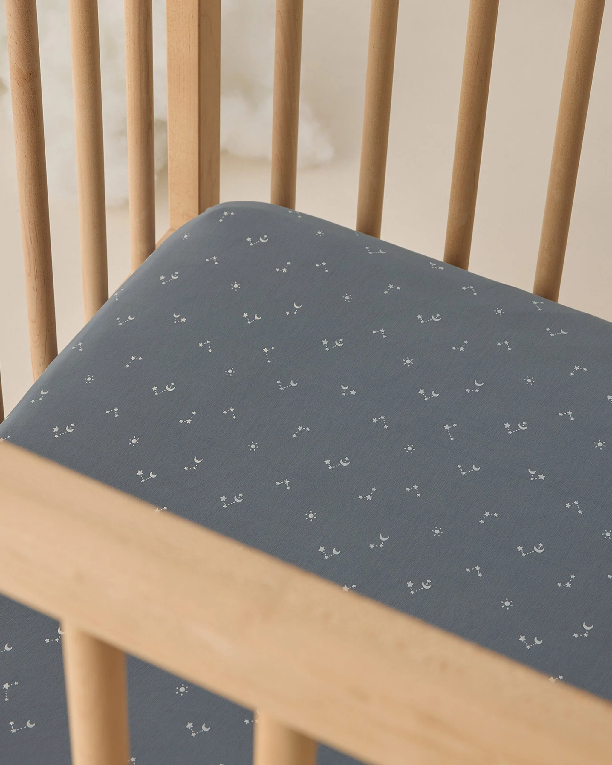 Bamboo Crib Sheet Starlight - Image 2