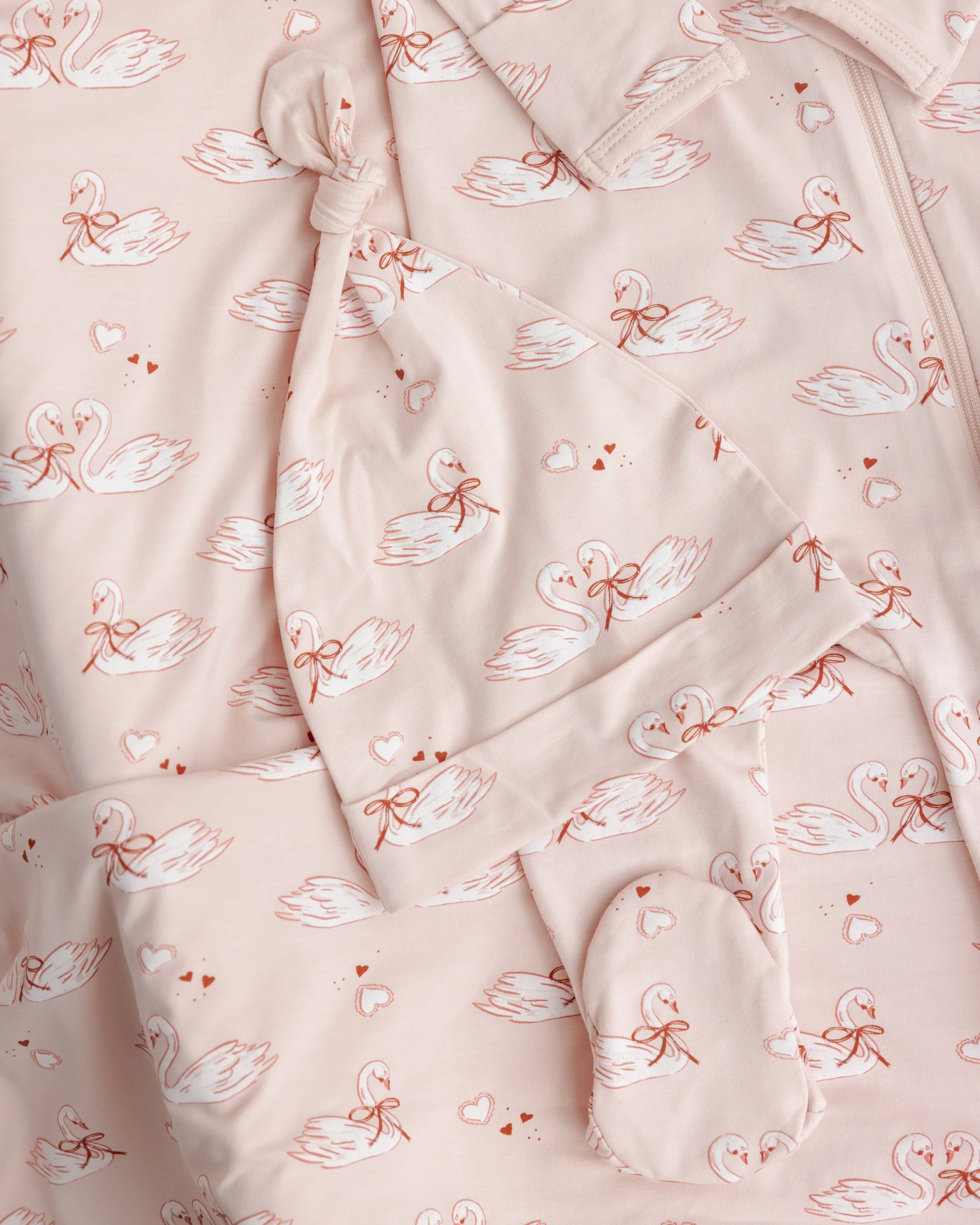 Bamboo Swaddle + Knotted Hat Swans - Image 2