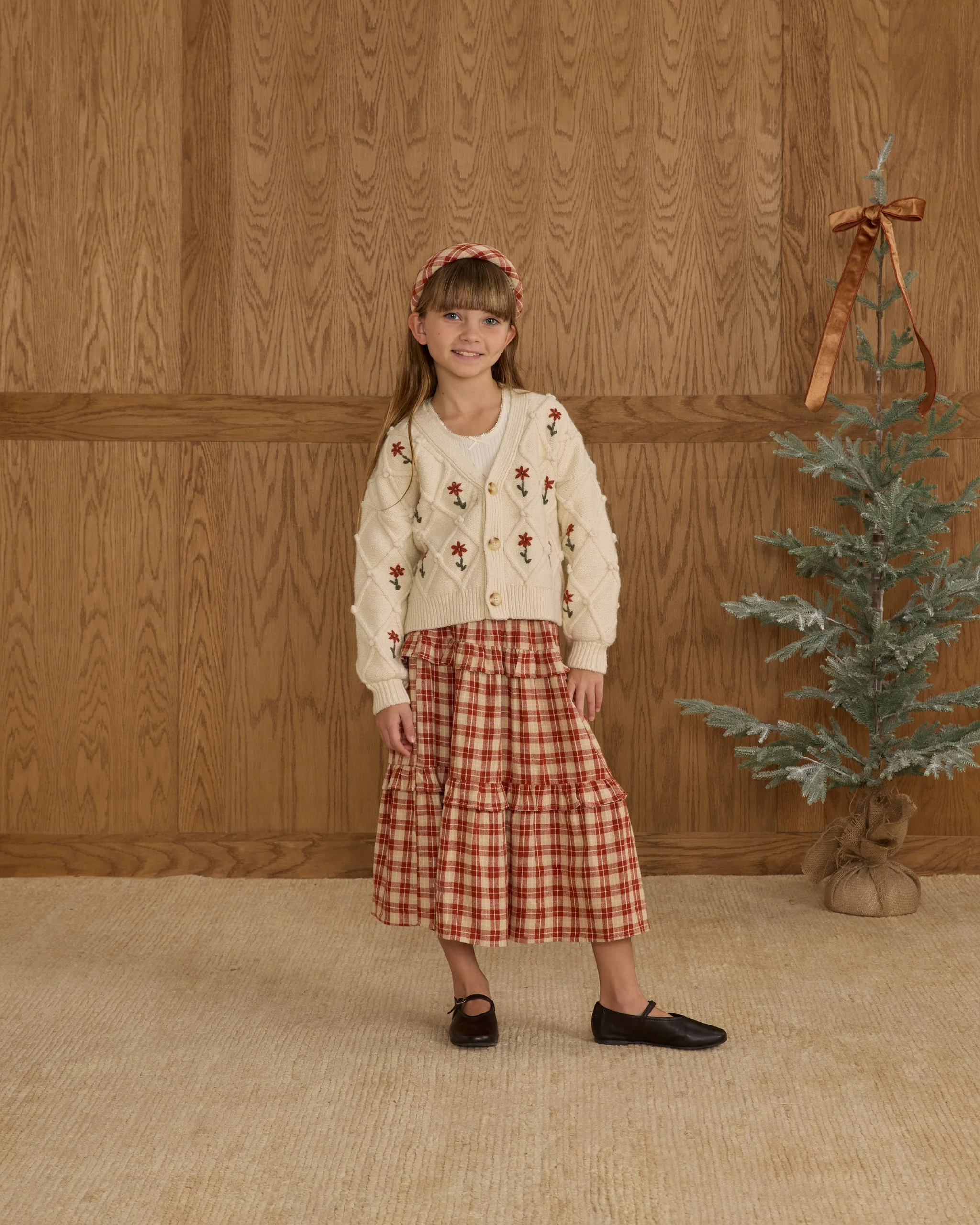 Boxy Crop Cardigan || Winter Daisy Embroidery - Image 2