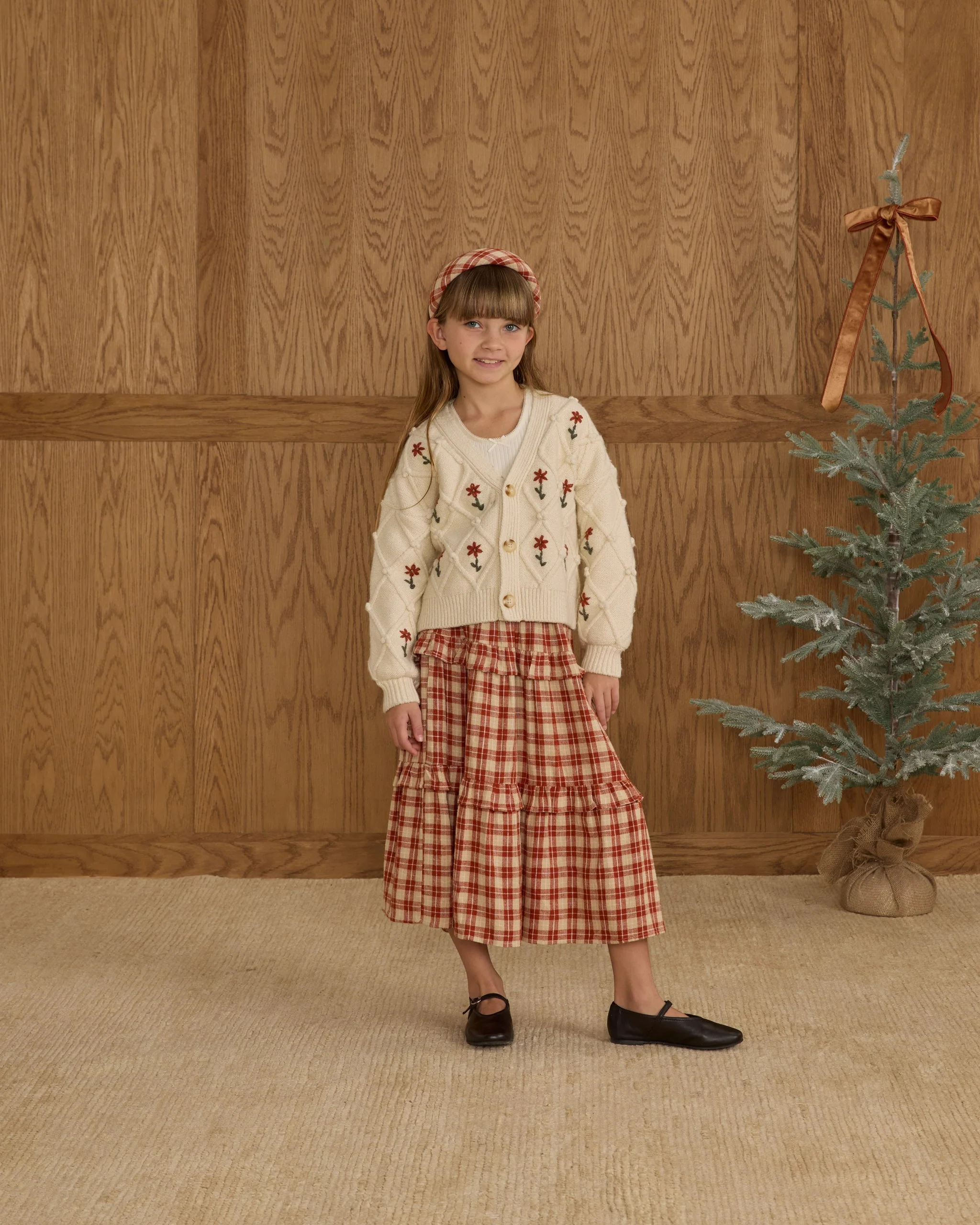 Boxy Crop Cardigan || Winter Daisy Embroidery - Image 5