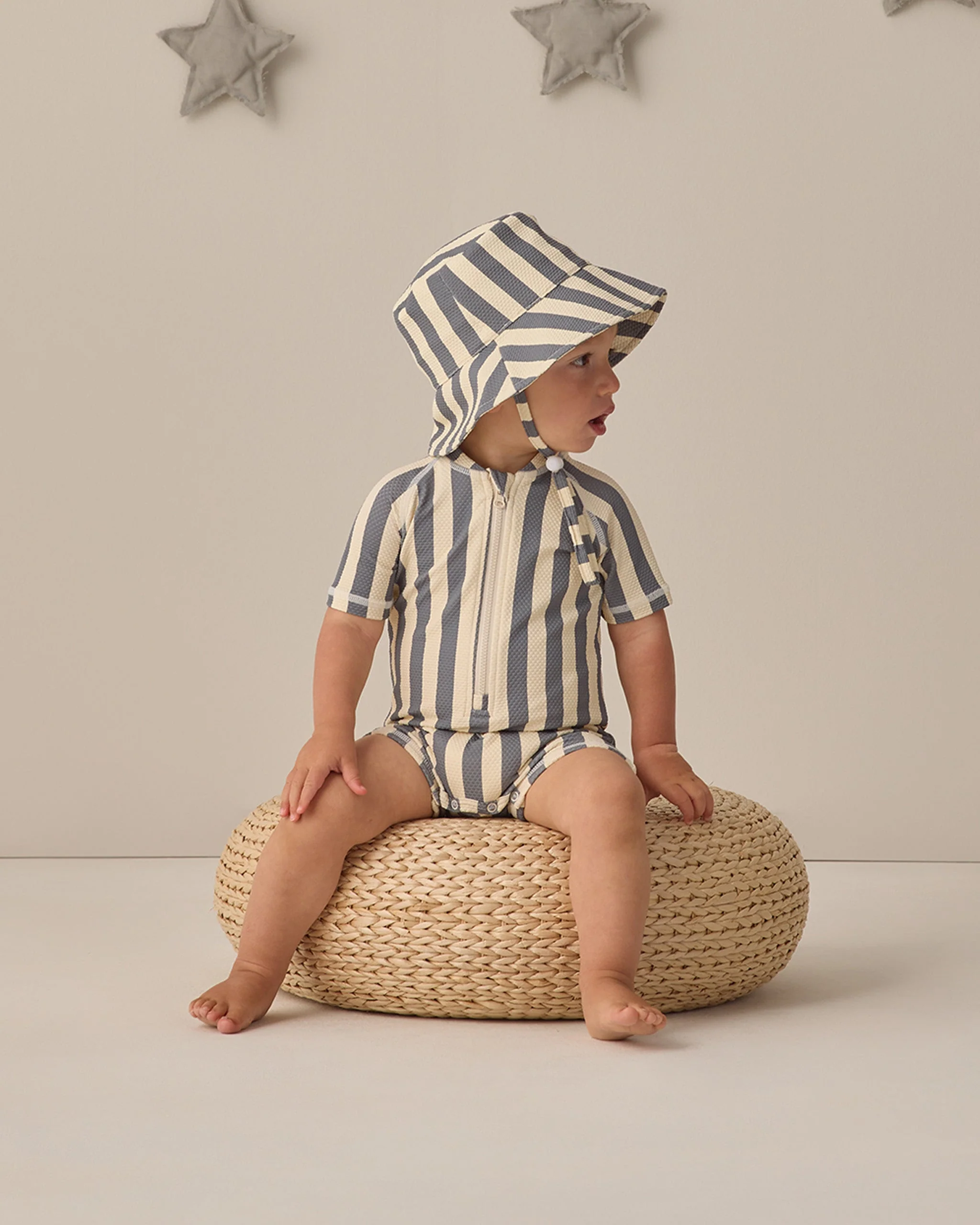 Bucket Hat Retro Stripe Ocean - Image 5