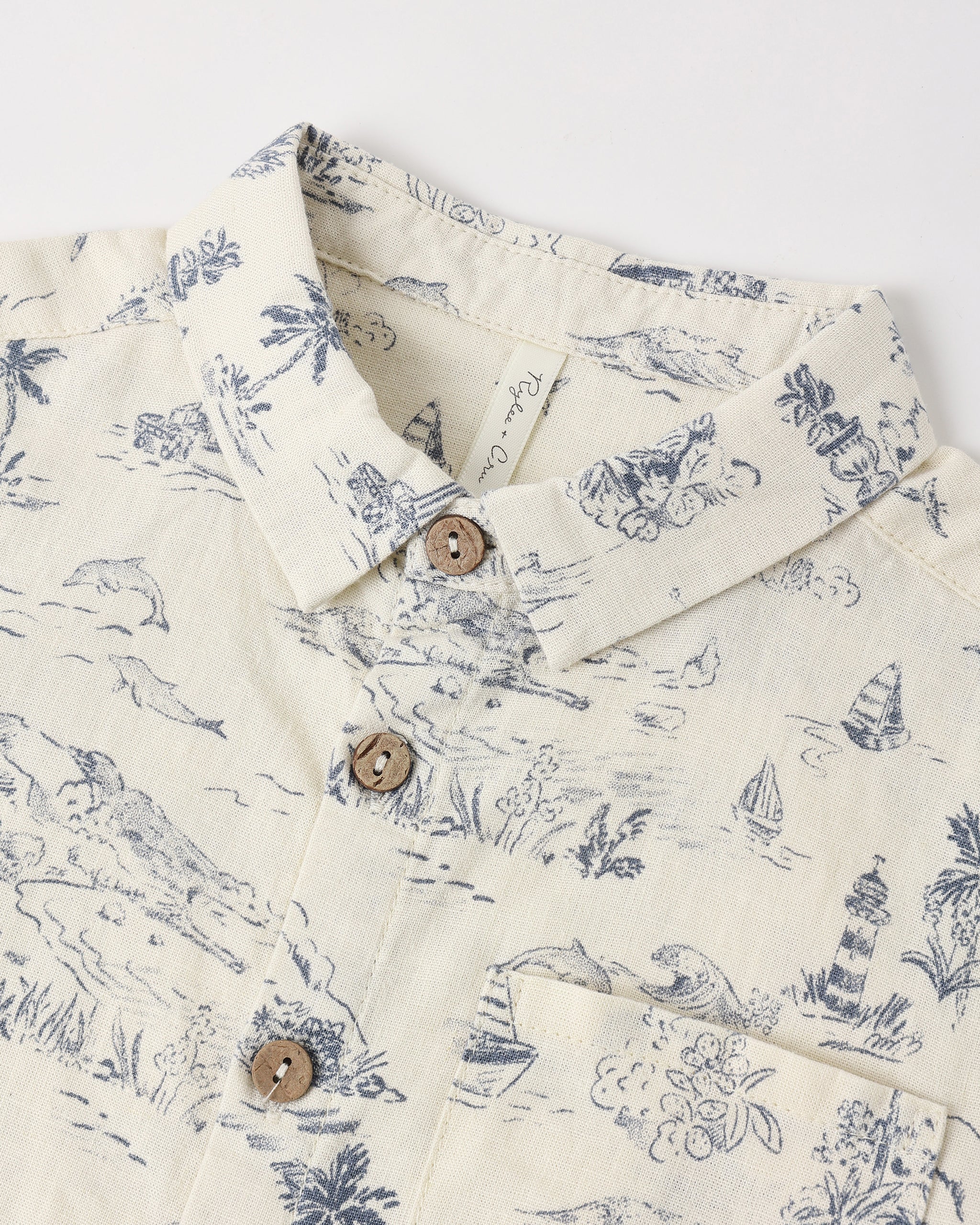 Collared Short Sleeve Shirt Ocean Toile - Image 8
