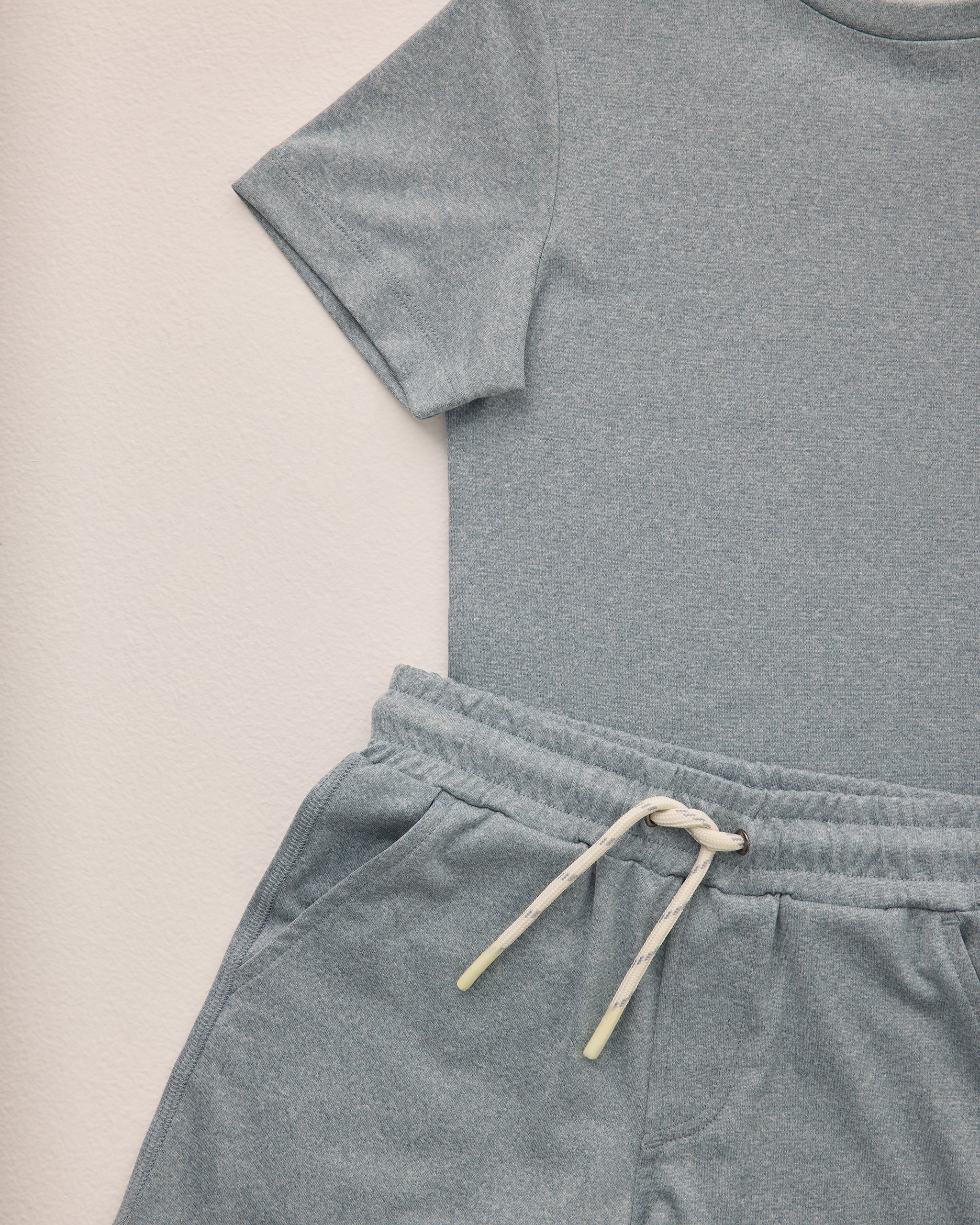 Cove Essential Pocket Tee || Heathered Ocean - Image 4
