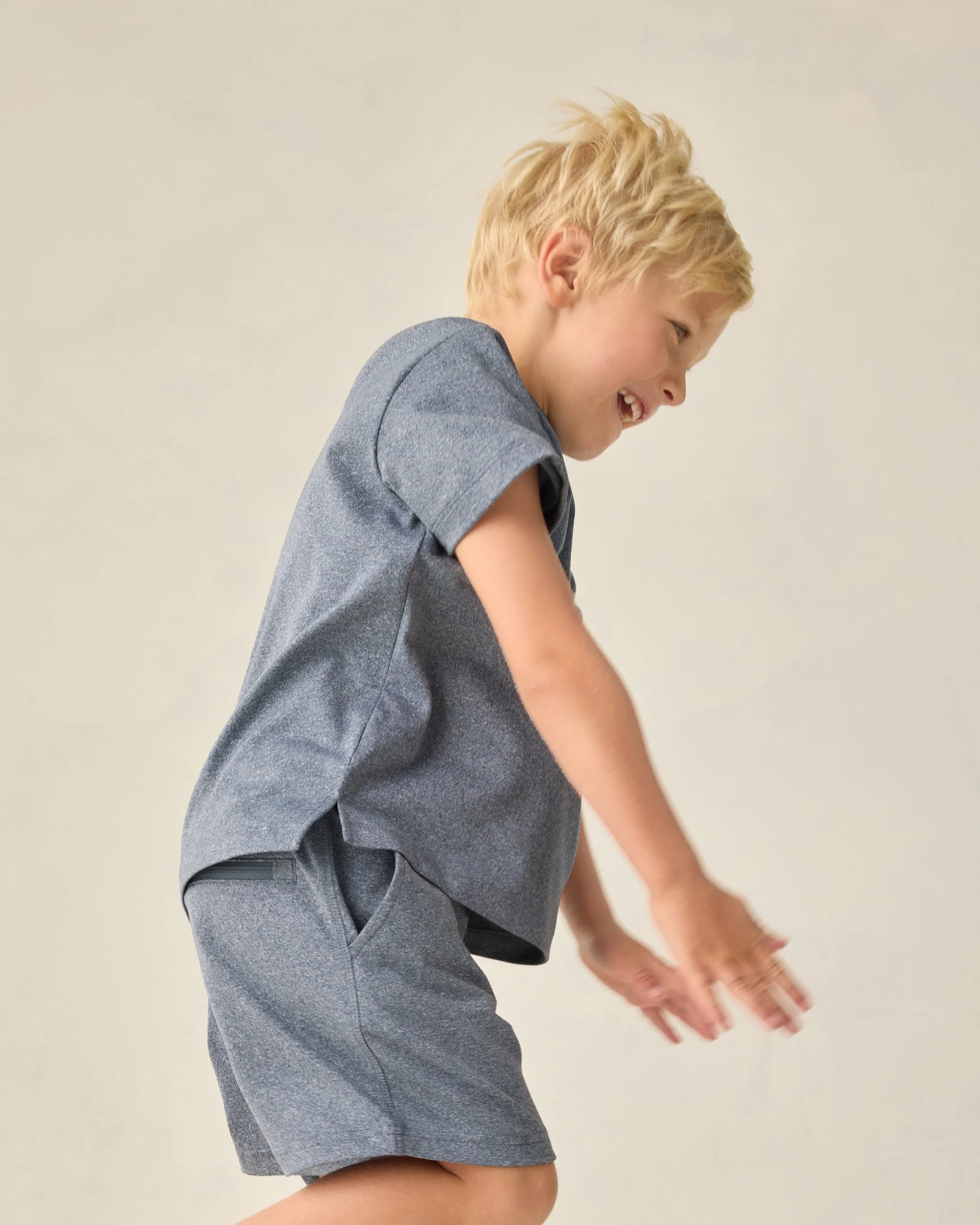 Cove Essential Tee Heathered Marine - Image 4