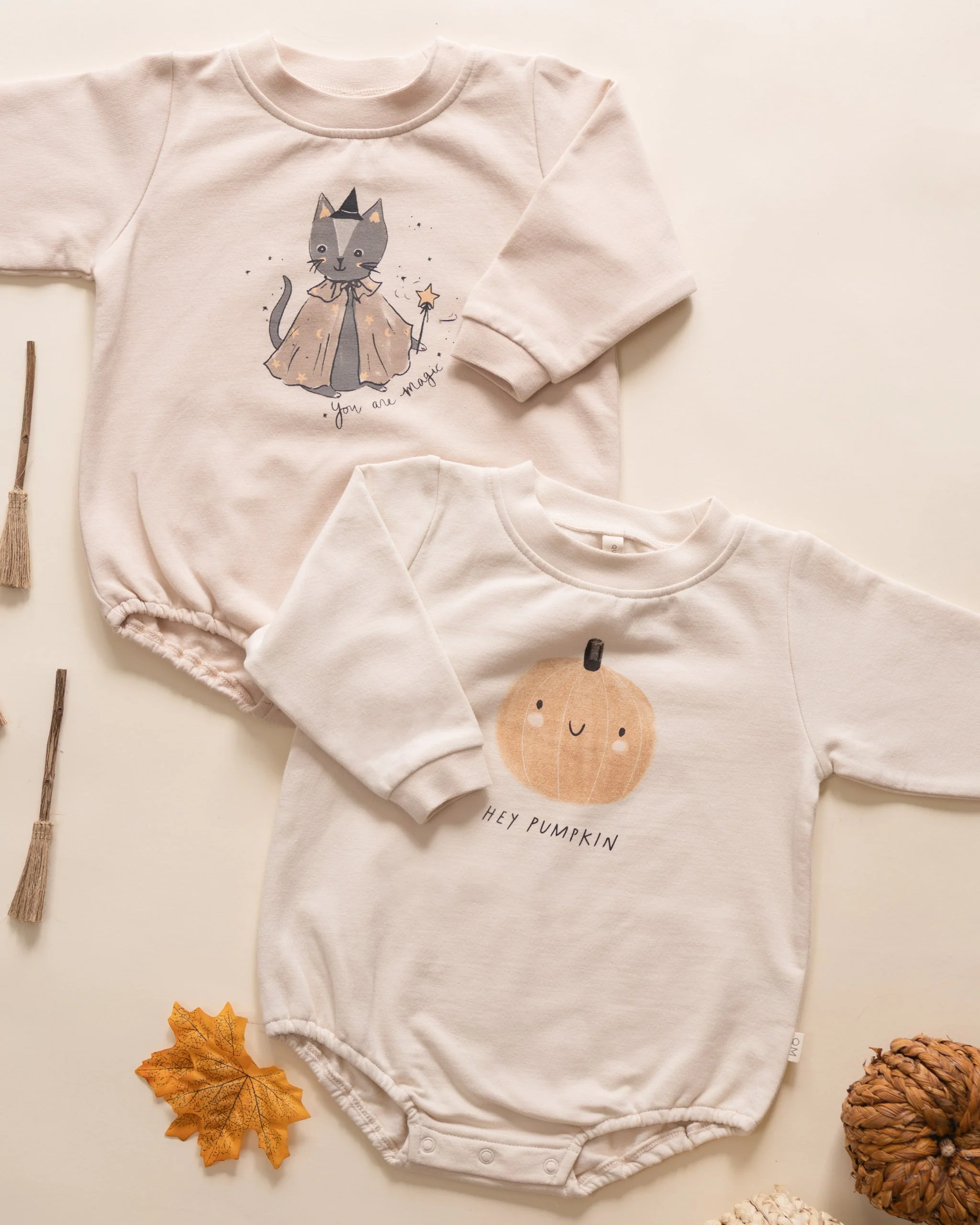 Crewneck Bubble Romper || Magic Cat - Image 3