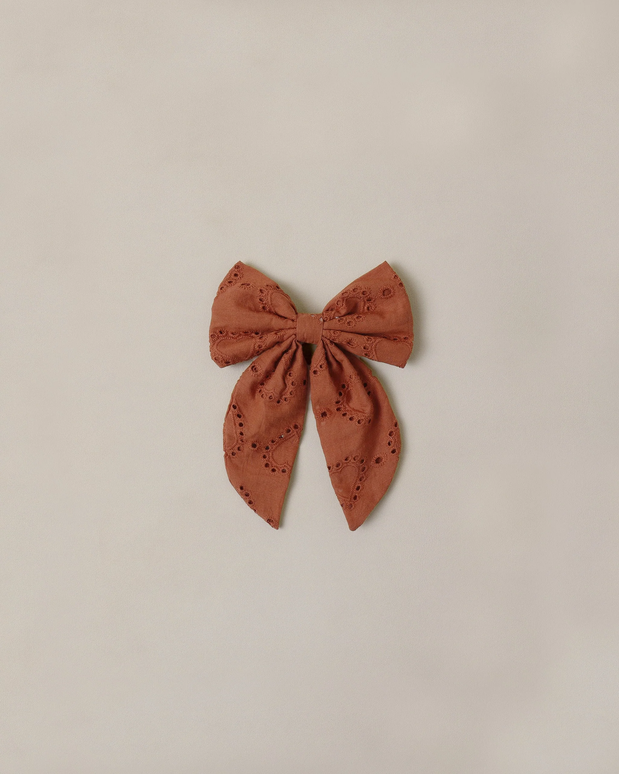 Everly Bow Red