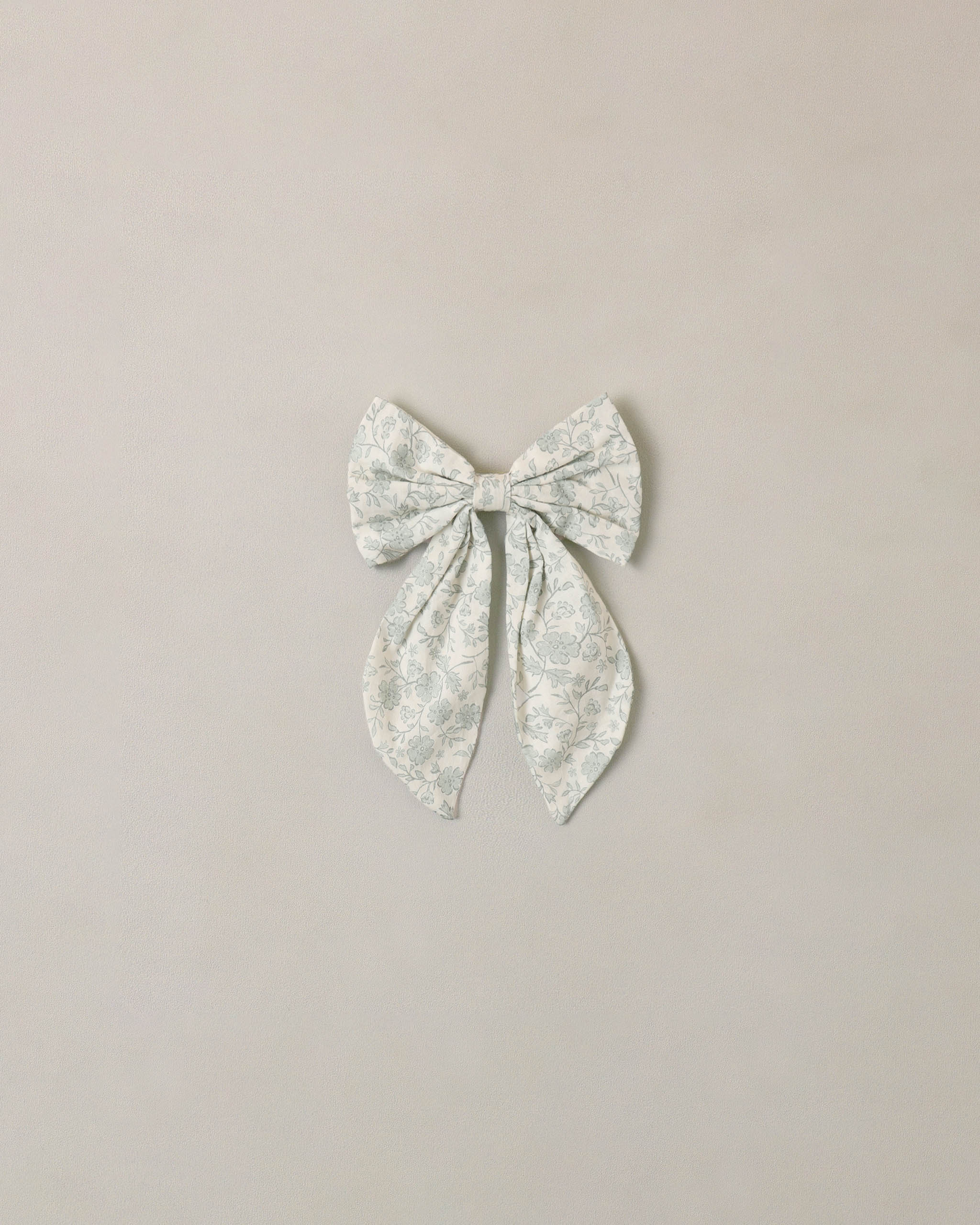 Everly Bow Sky Floral