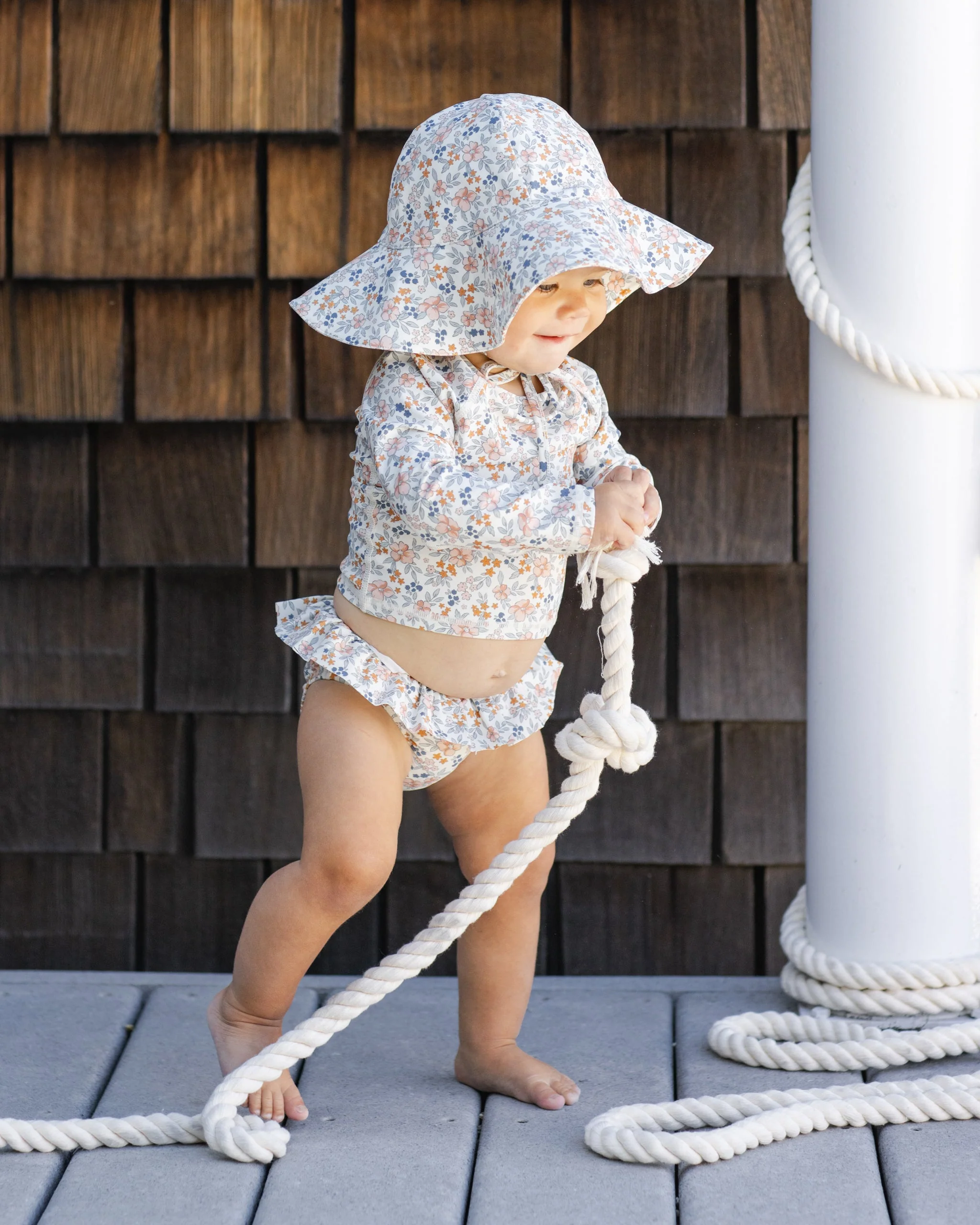 Floppy Swim Hat Flower Field - Image 3