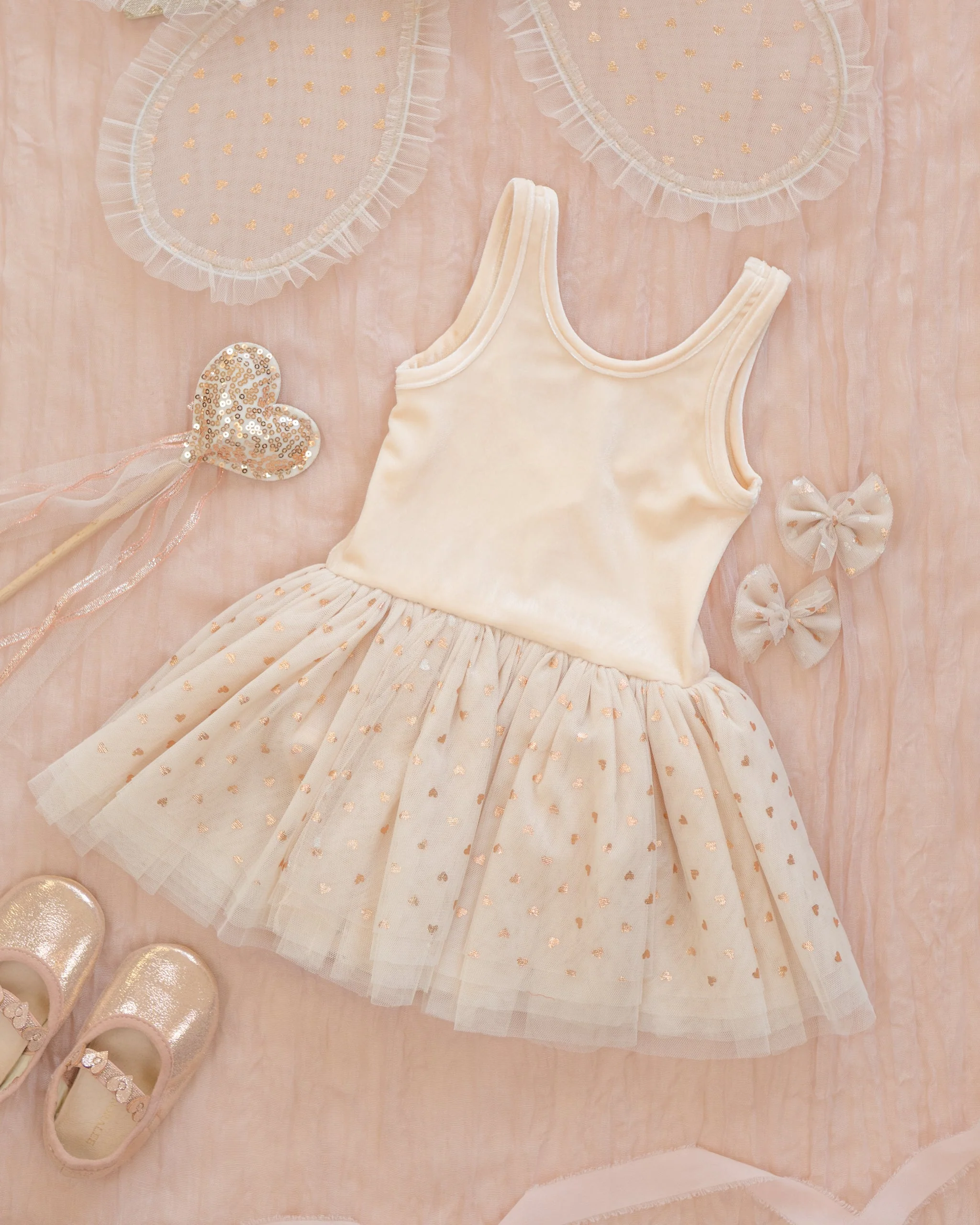 Flutter Tulle Clips Rose Gold Hearts - Image 3