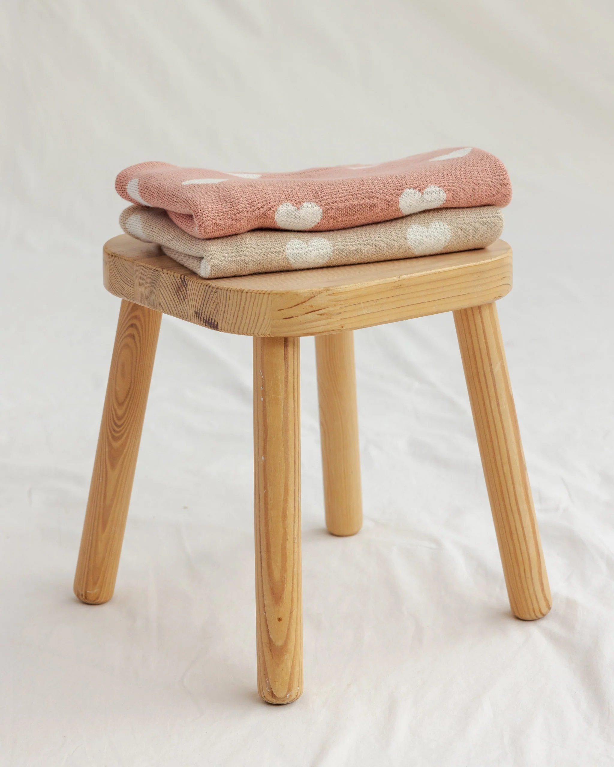 Heart Knit Sweater Pink - Image 5