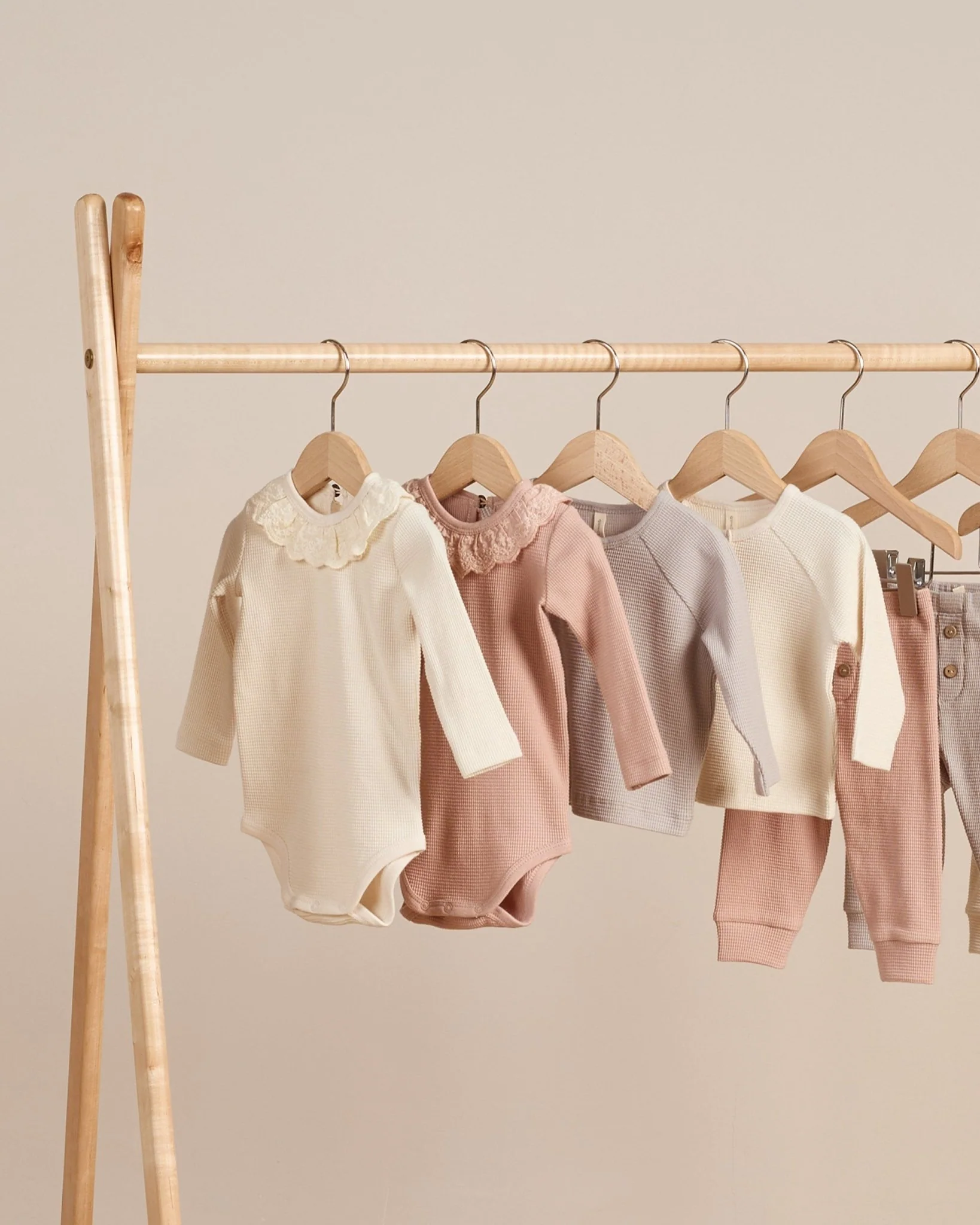 Henley Knit Top || Natural - Image 7