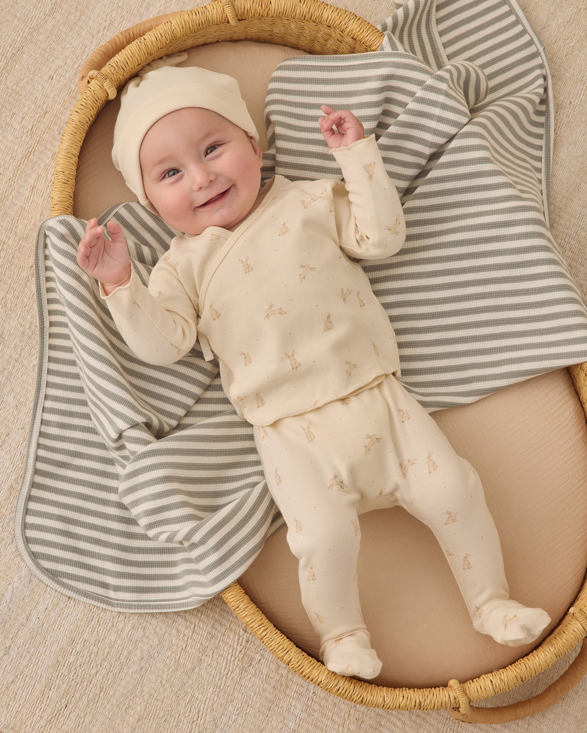 Knotted Baby Hat Natural - Image 3