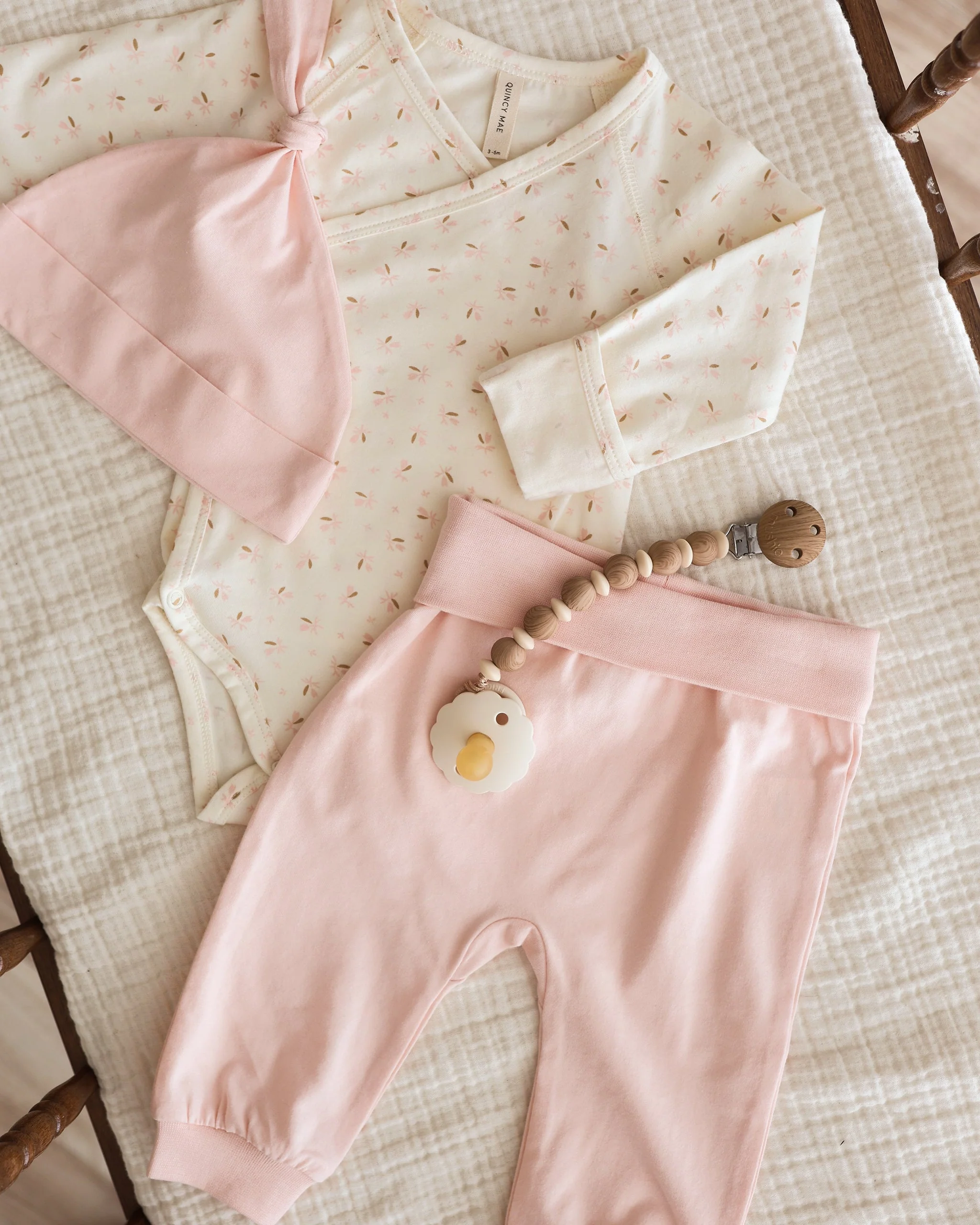 Knotted Baby Hat || Petal - Image 4