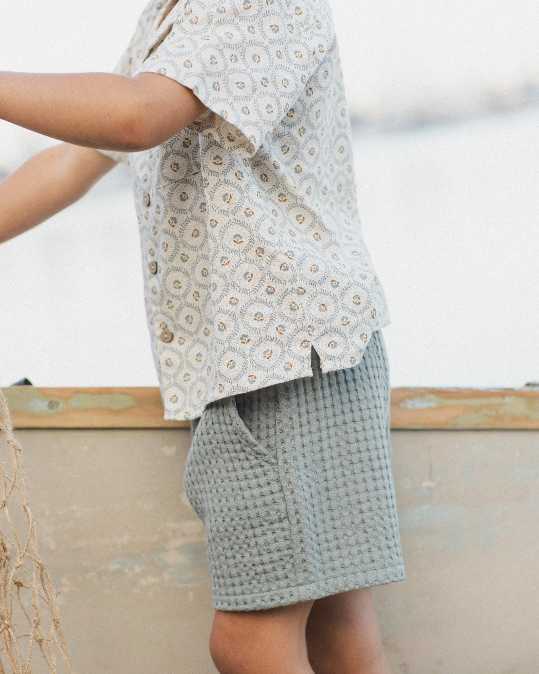 Lapel Collar Shirt Green Fleur - Image 4