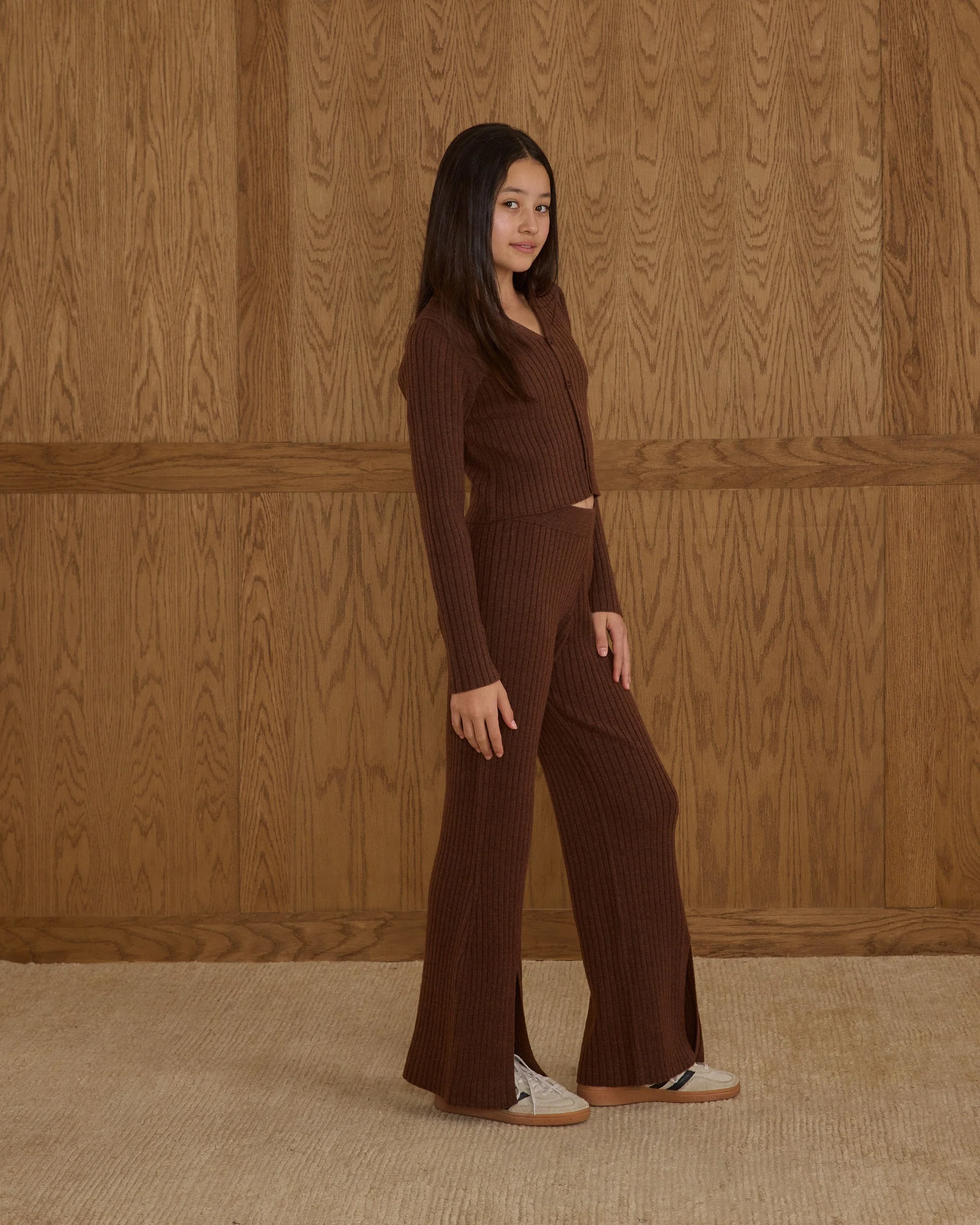 Long Sleeve Knit Button Top || Brown - Image 3