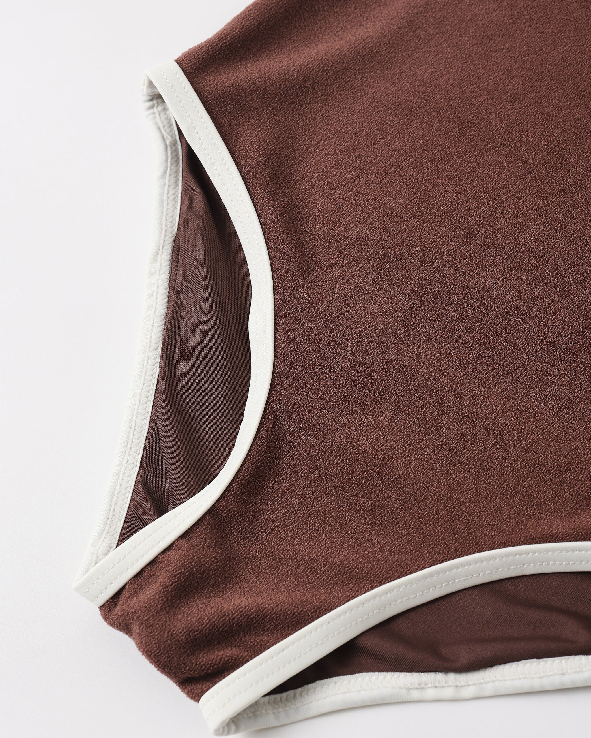 Moxie One-Piece Chocolate - Image 4