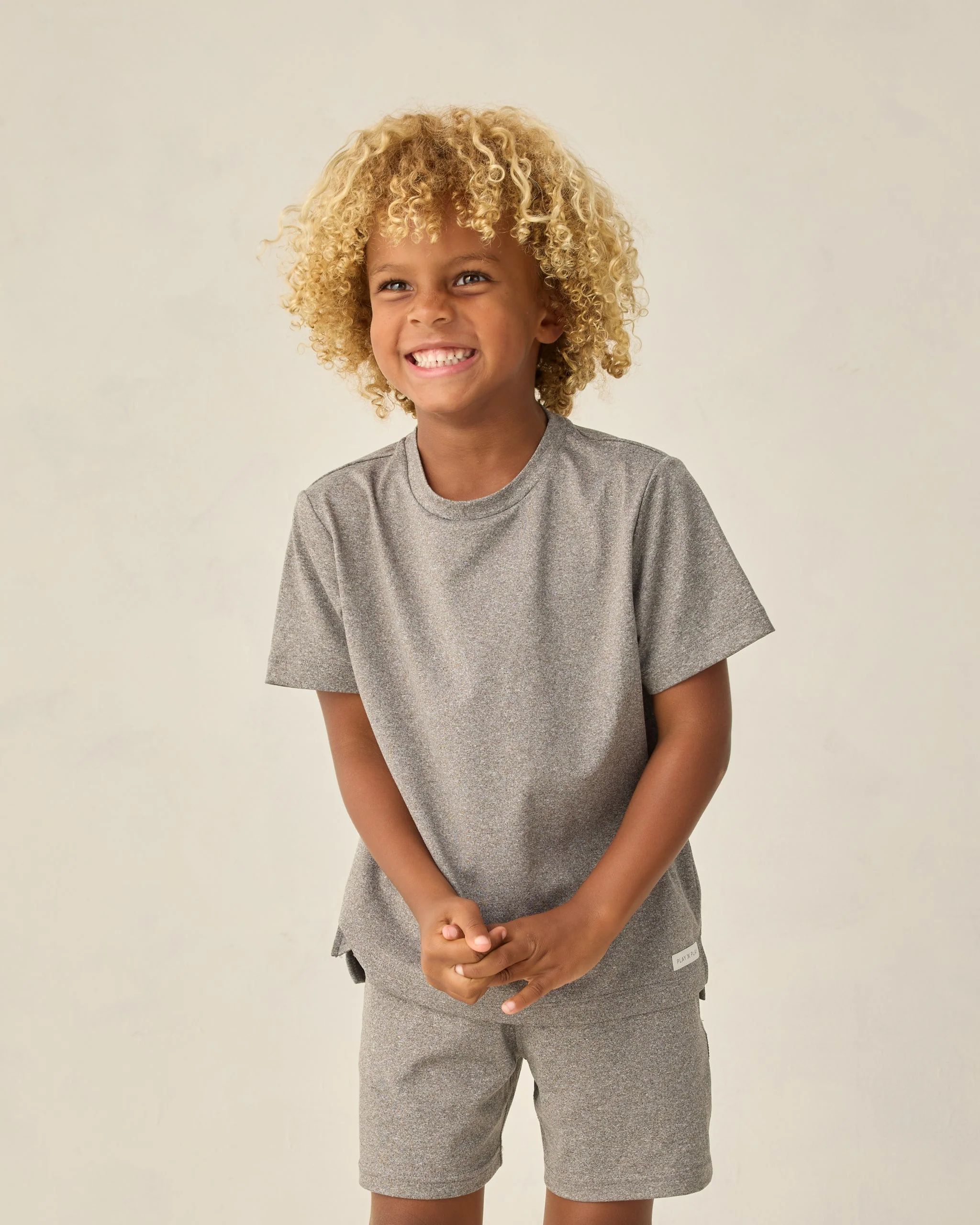 Oceanside Tech Short Heathered Grey - Image 5