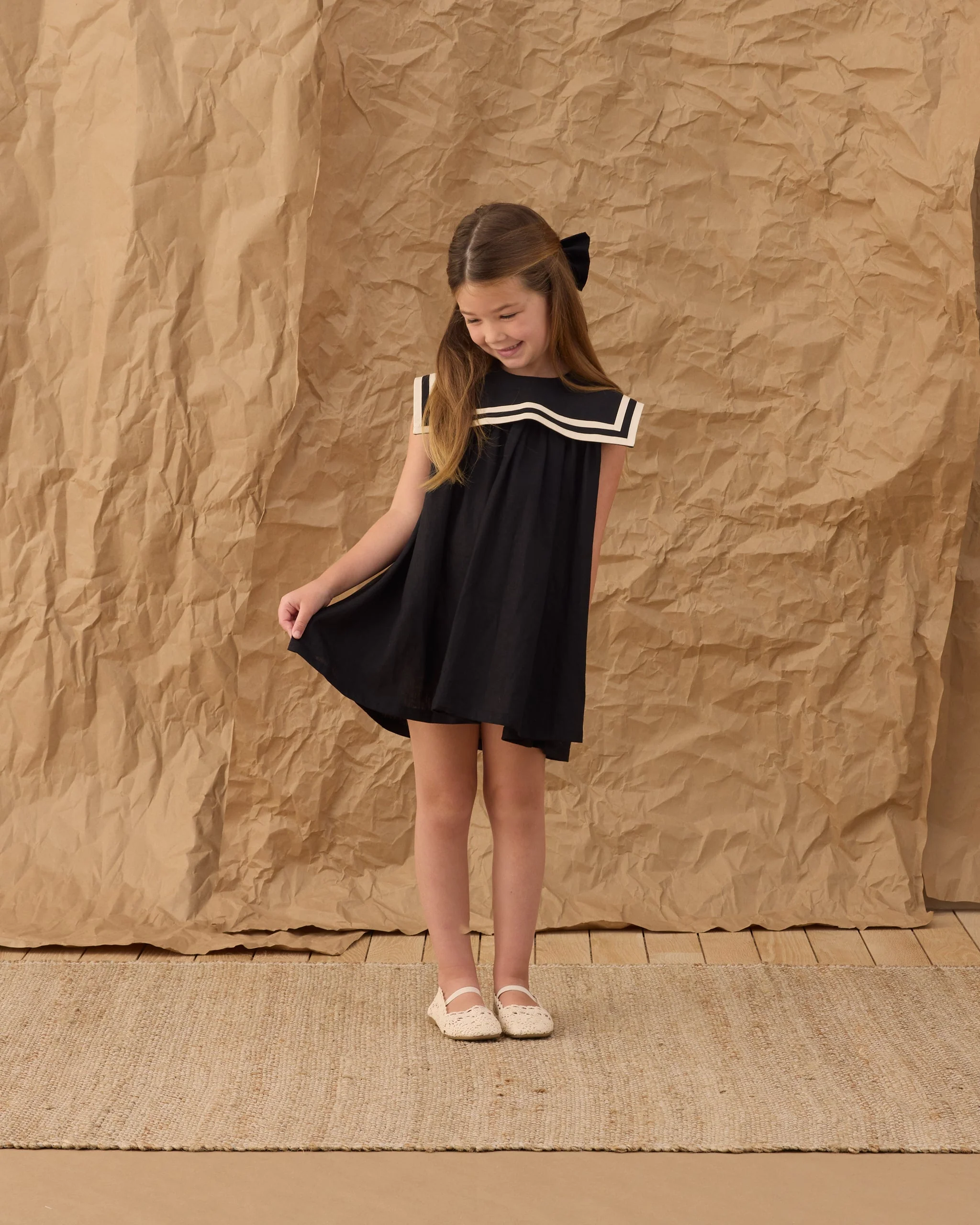 Oversized Bow Black - Image 3