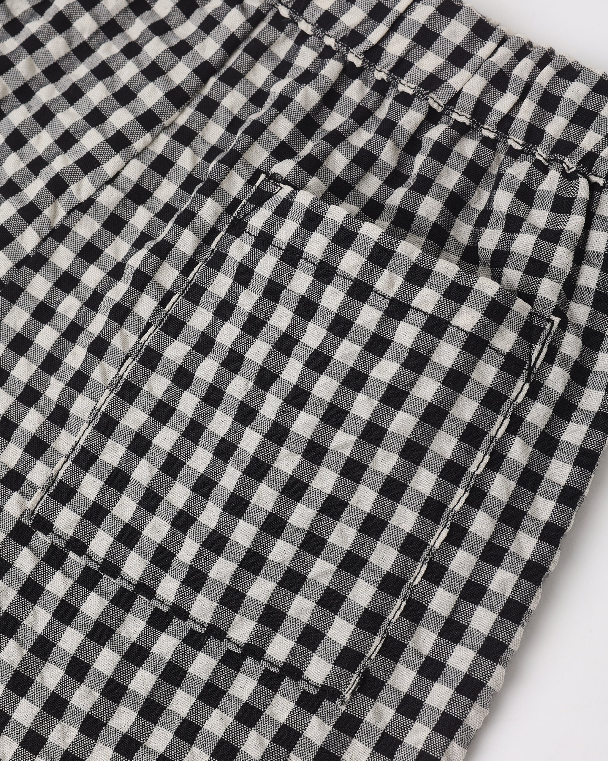 Perry Short Black Check - Image 6