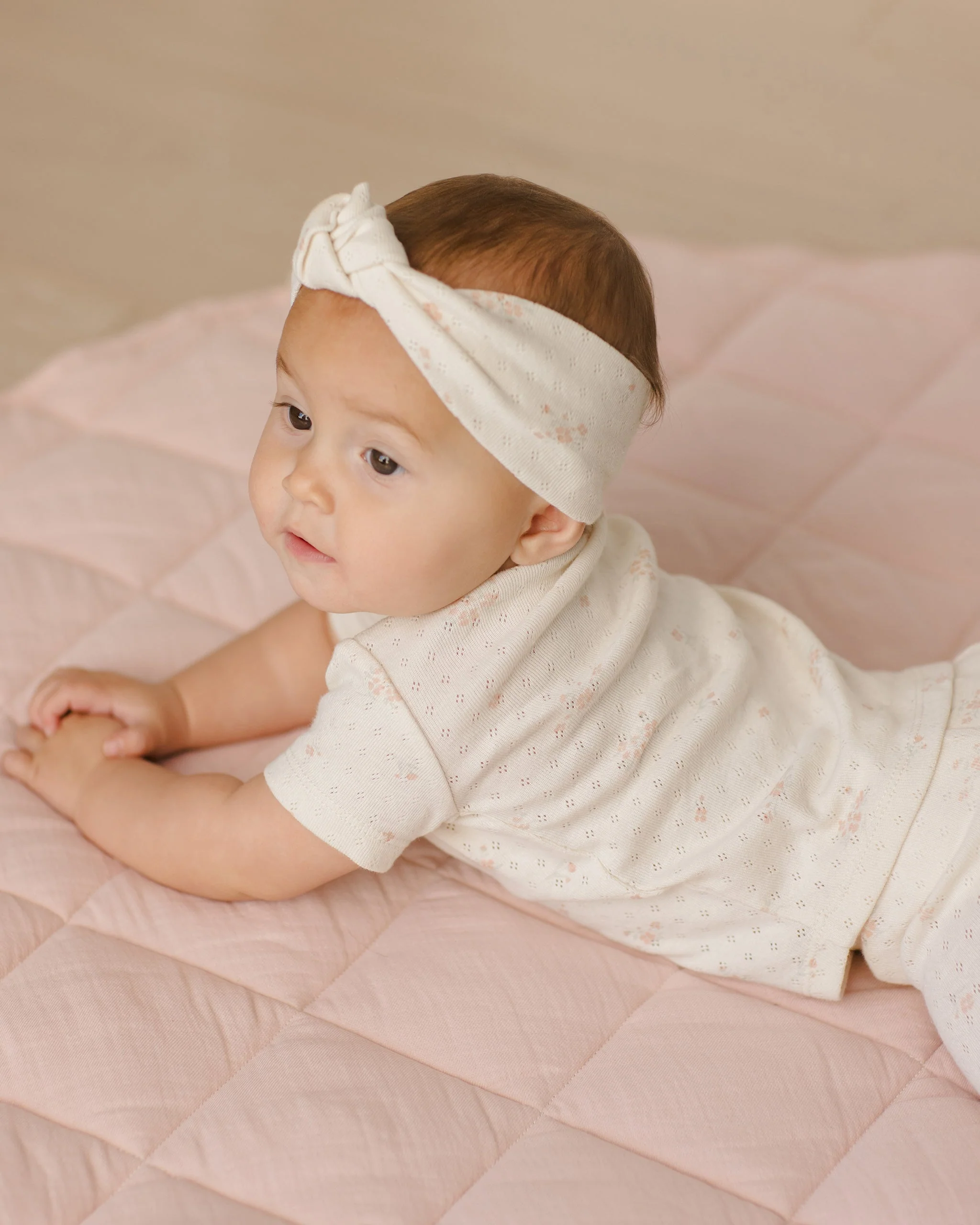 Pointelle Knotted Headband || Pink Ditsy - Image 4