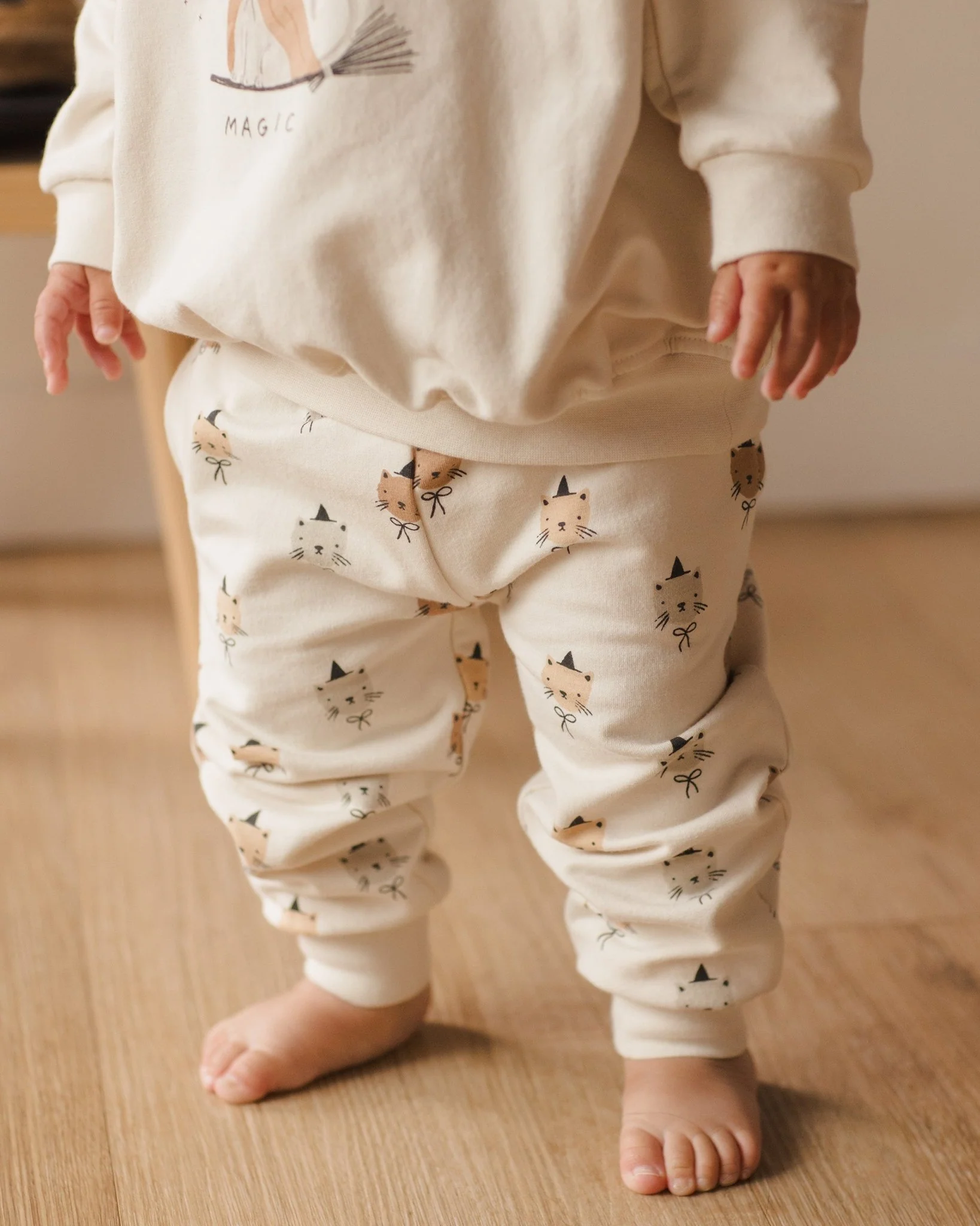 Relaxed Fleece Sweatpant || Cats - Image 3