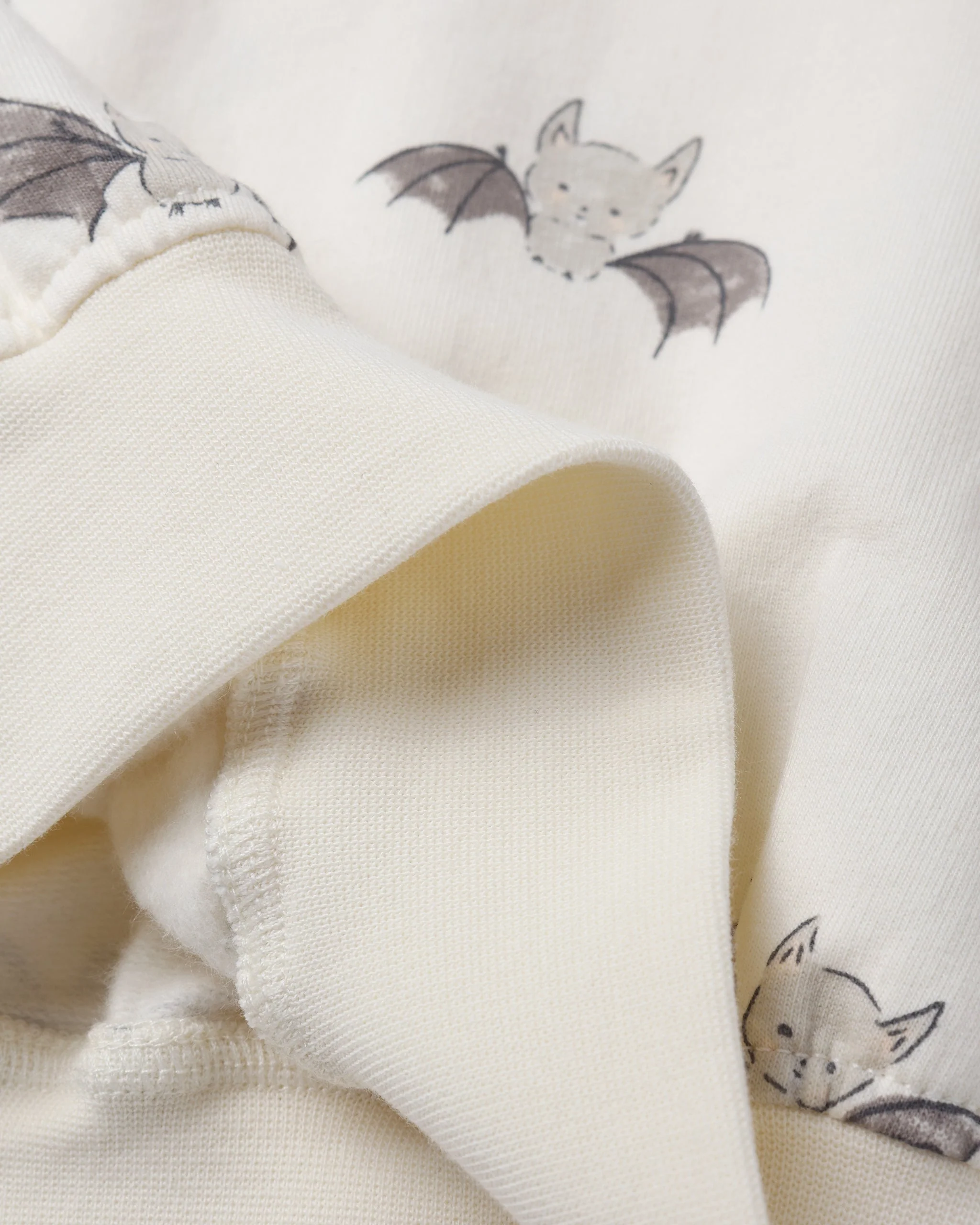 Relaxed Fleece Sweatshirt || Bats - Image 4