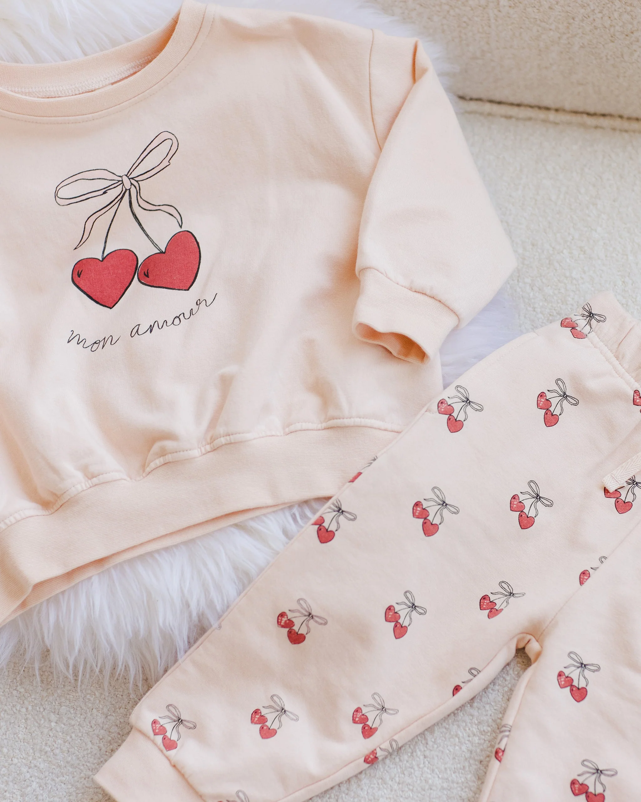 Relaxed Fleece Sweatshirt || Mon Amour - Image 4
