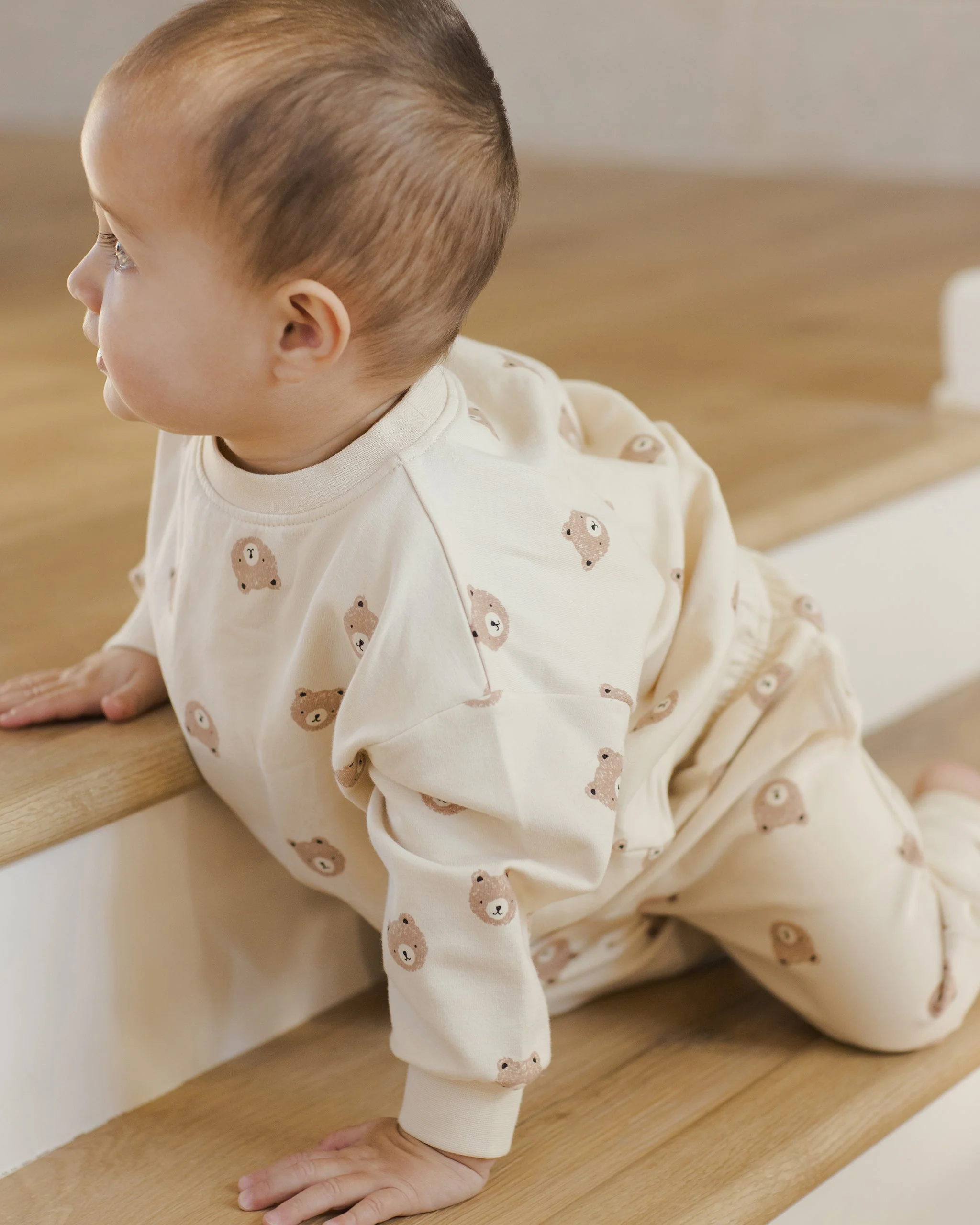 Relaxed Sweatshirt || Brown Bear - Image 2