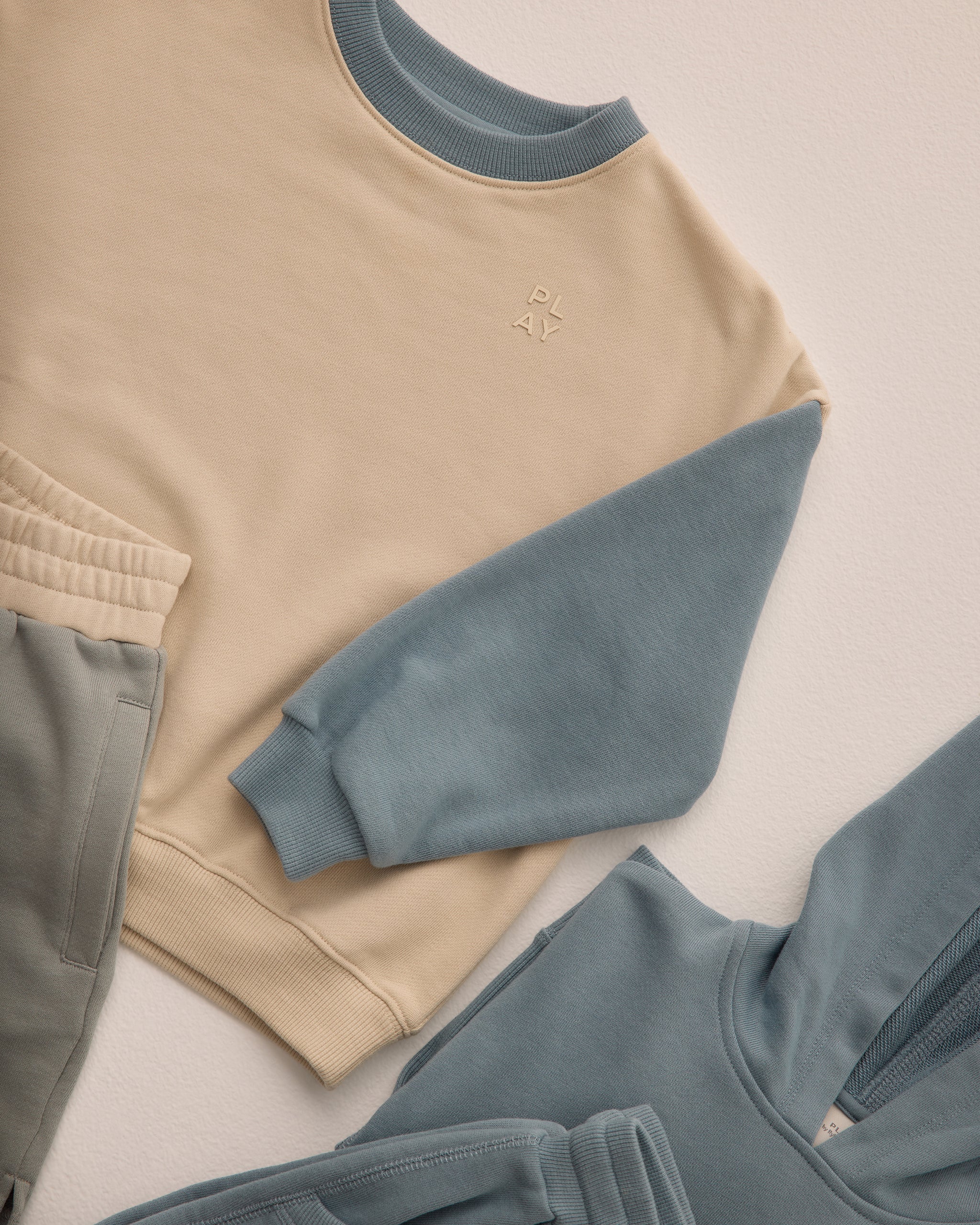 Relaxed Sweatshirt || Color Block - Image 7