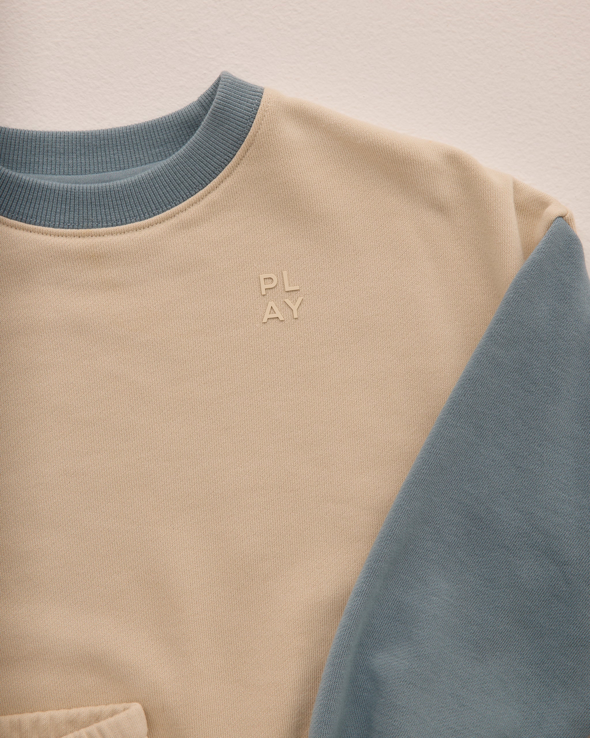 Relaxed Sweatshirt || Color Block - Image 8