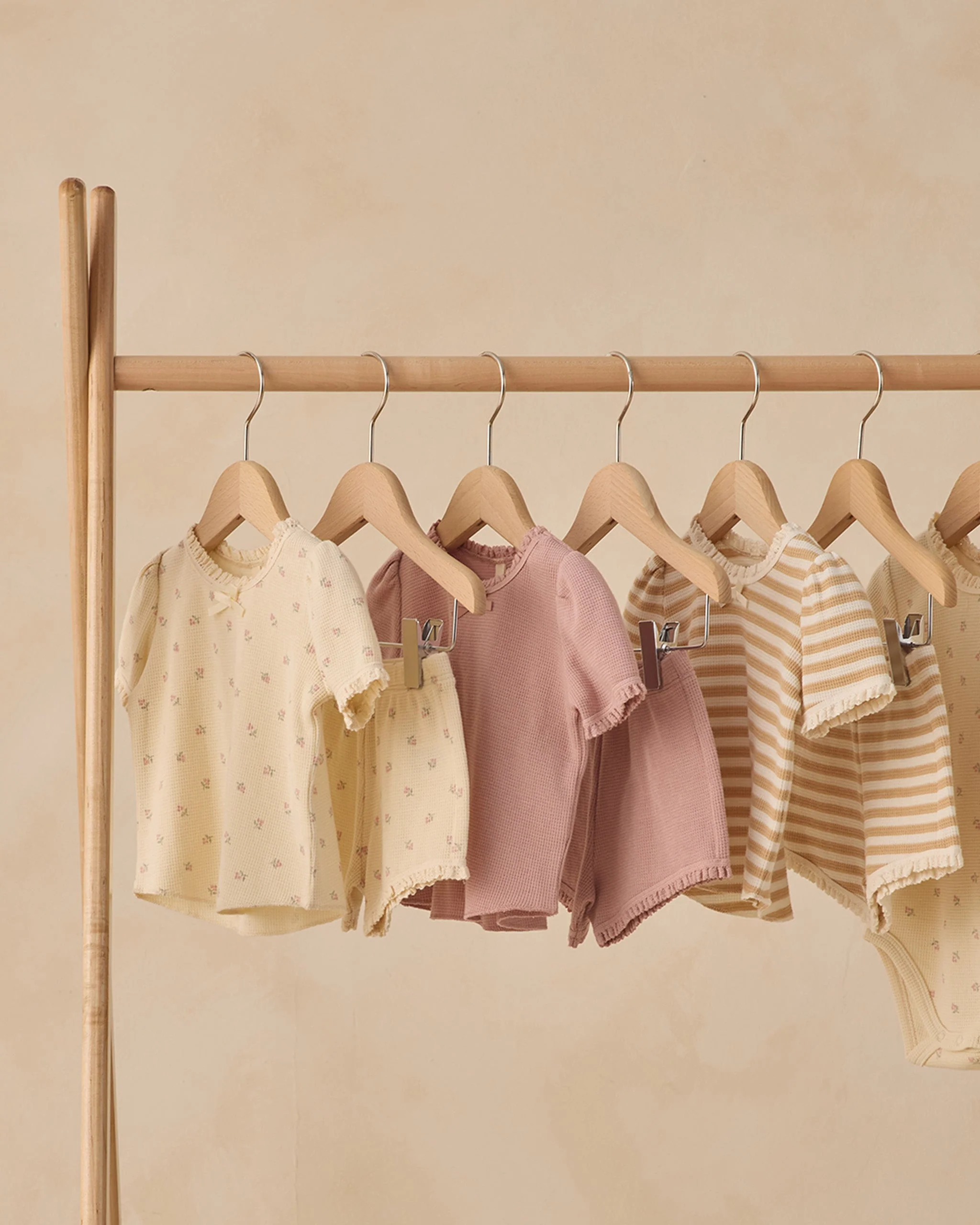 Ruby Set Butterscotch Stripe - Image 6