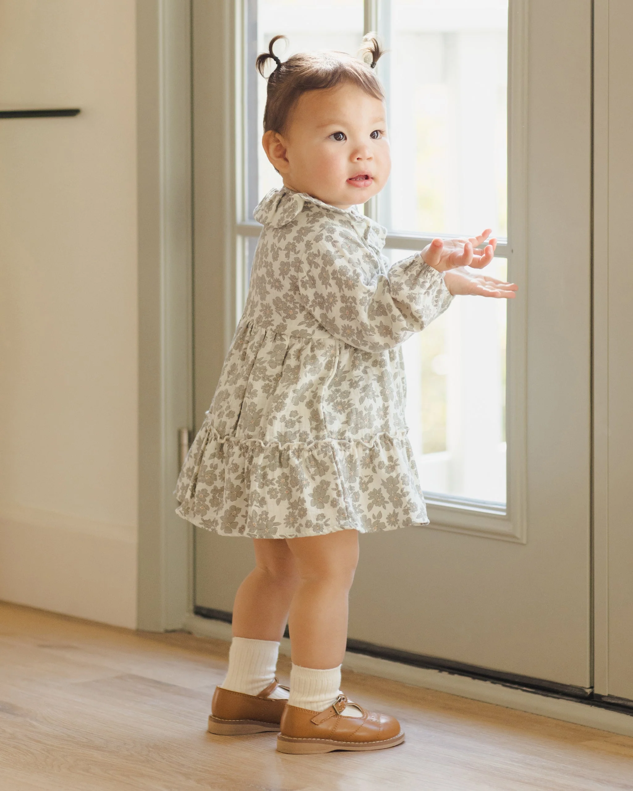 Ruffle Collar Button Dress || Green Floral - Image 4