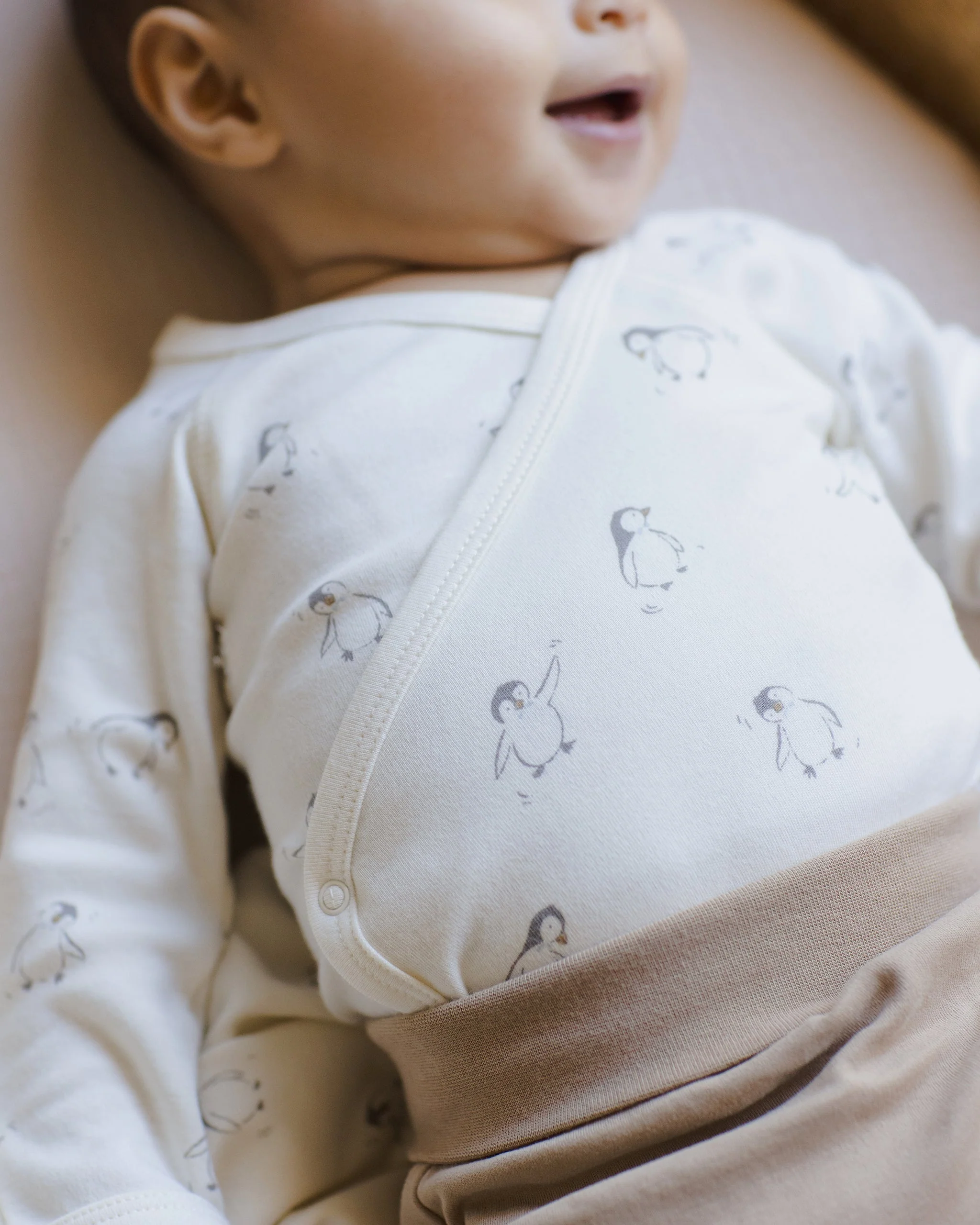 Side Snap Bodysuit + Pant Set || Penguins - Image 3