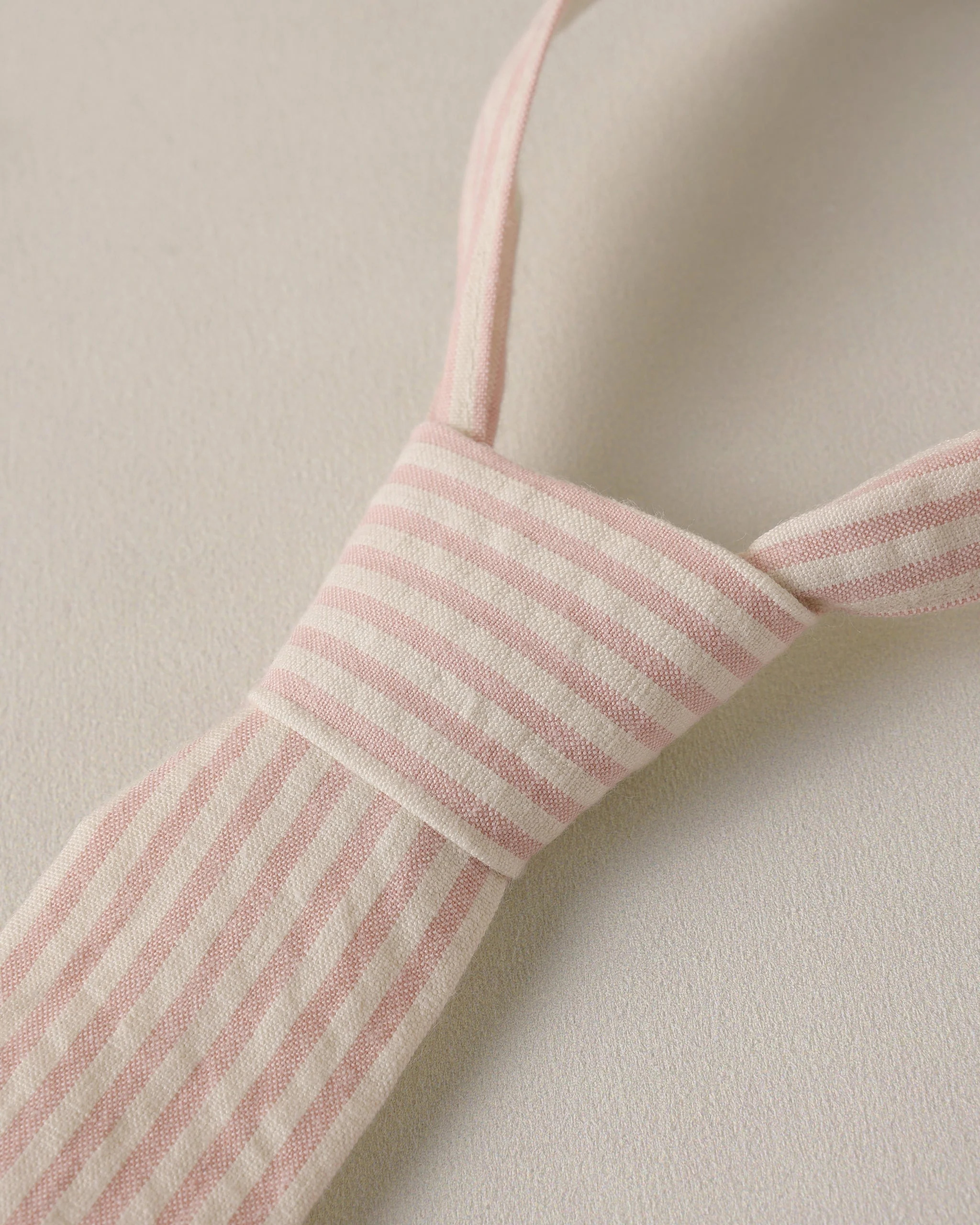Skinny Tie Petal - Image 5