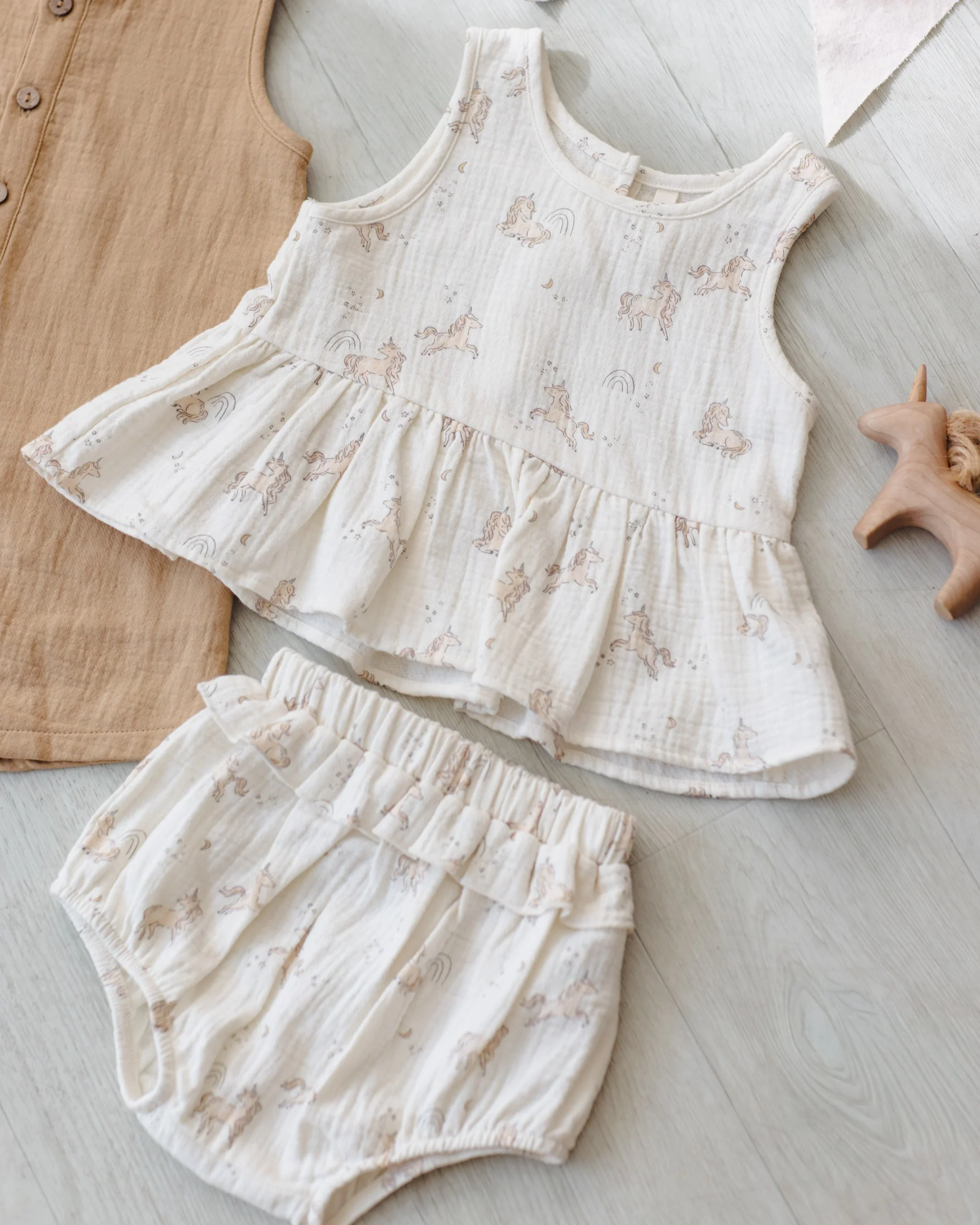 Sleeveless Peplum Set Unicorns - Image 6