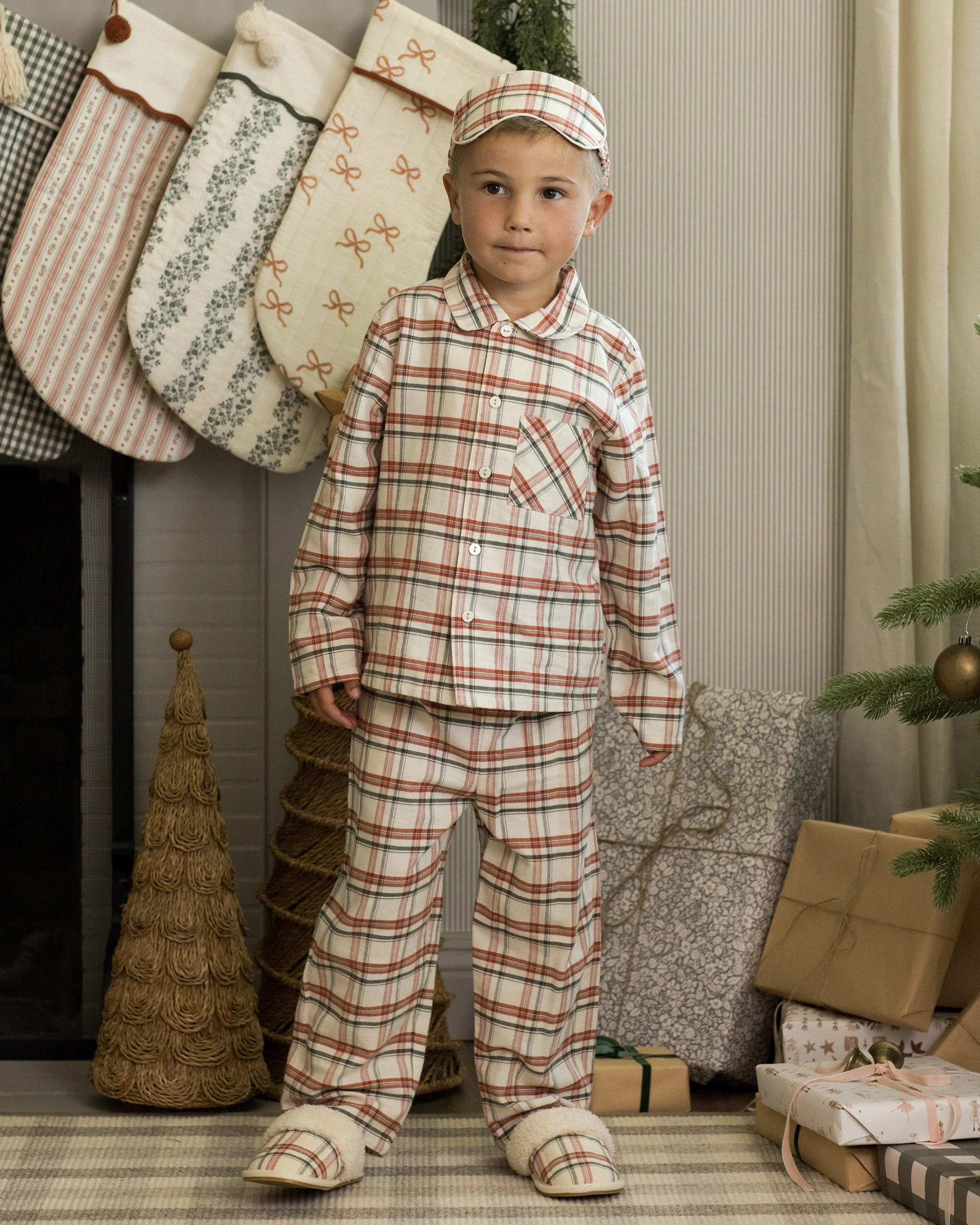 Slippers || Holiday Flannel - Image 5