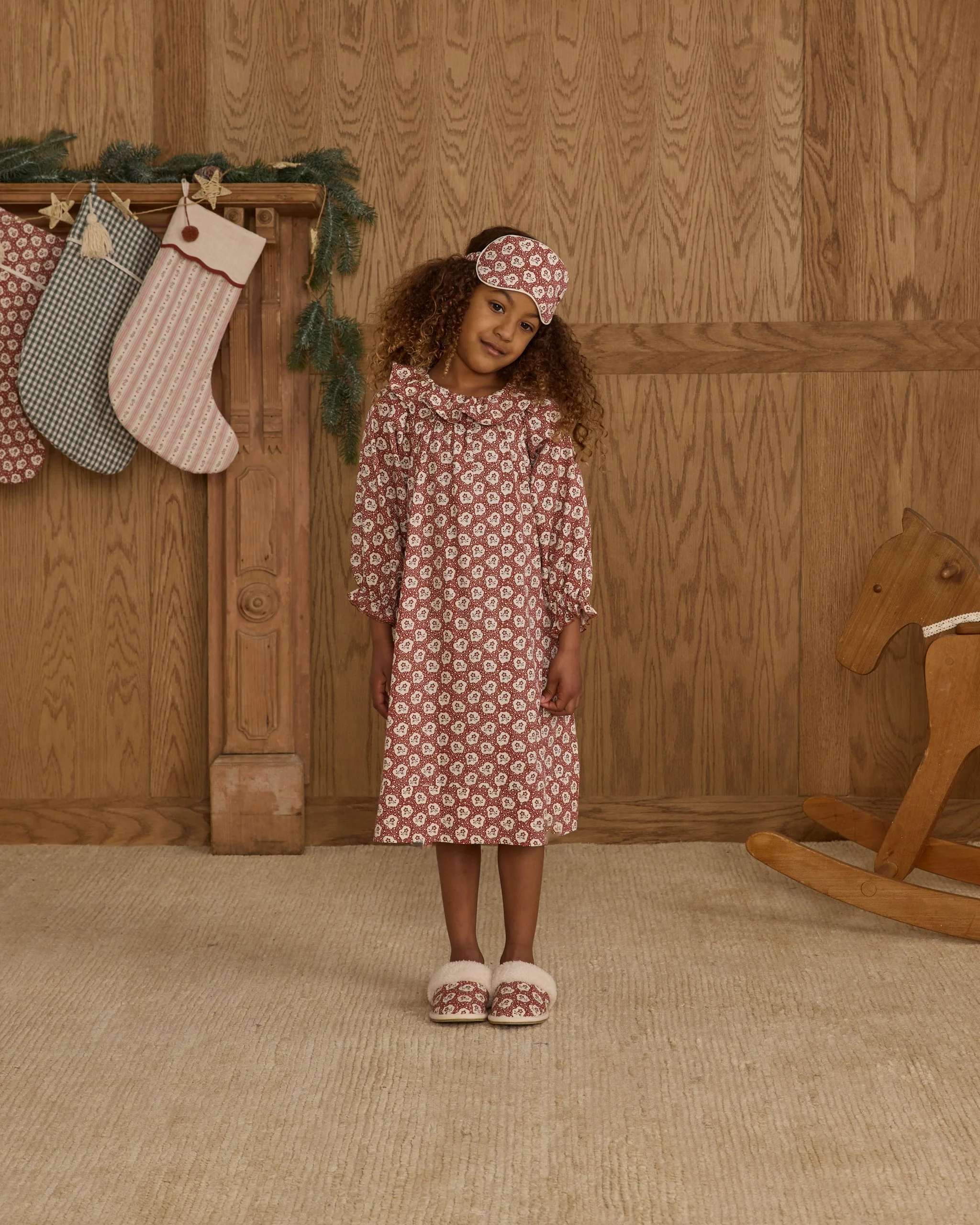 Slippers || Ruby Fleur - Image 3
