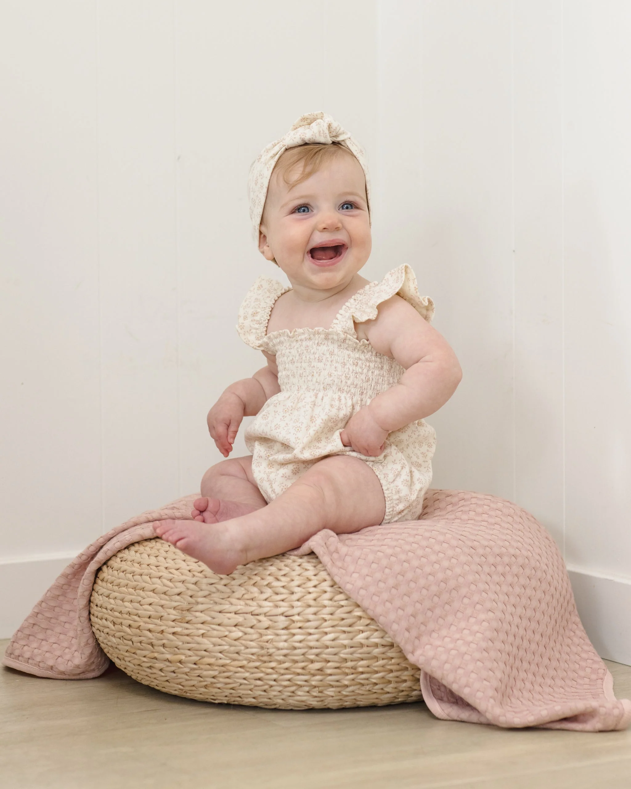 Smocked Ruffle Sleeve Romper Ditsy - Image 2