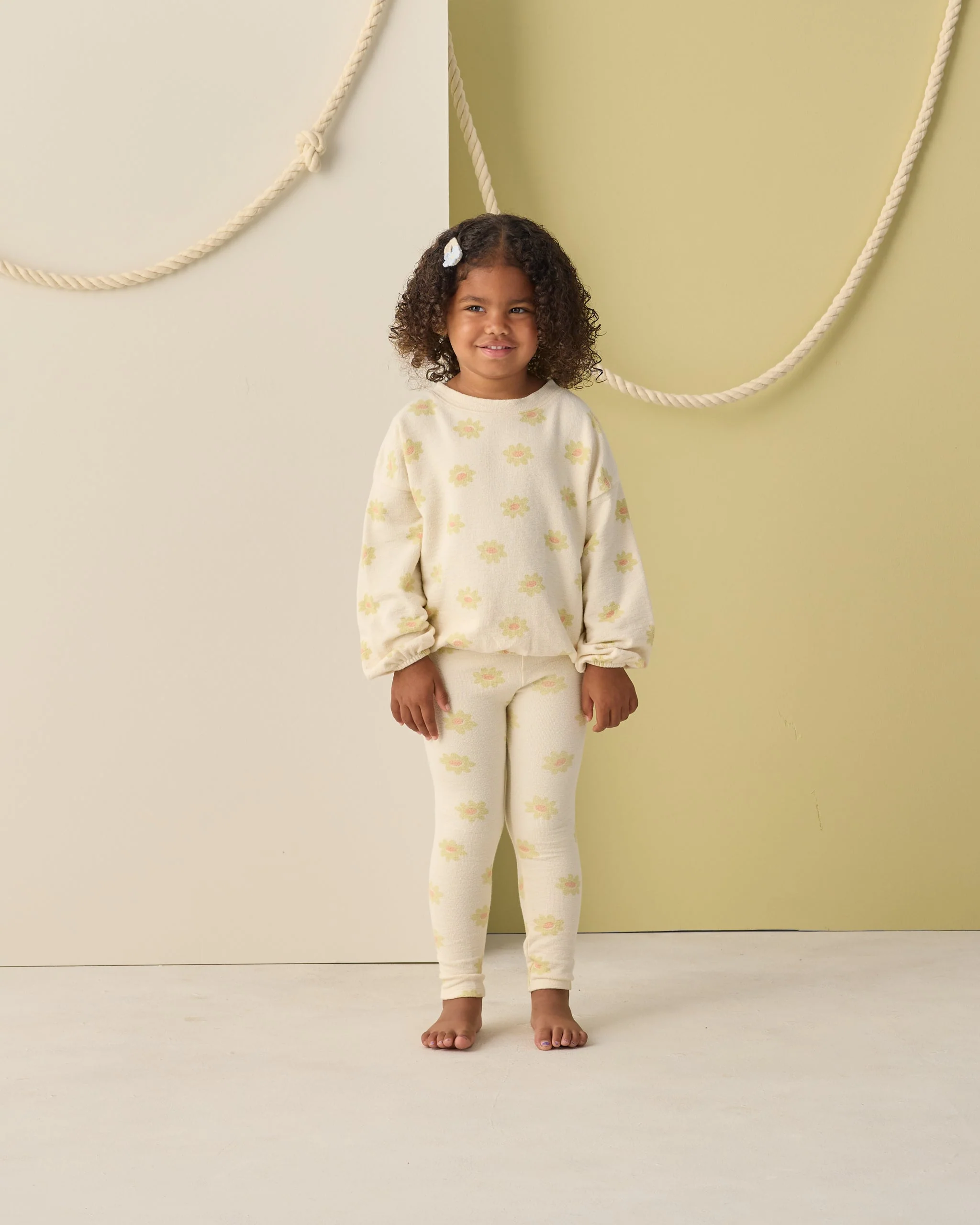 Spongey Knit Set Yellow Daisy - Image 2