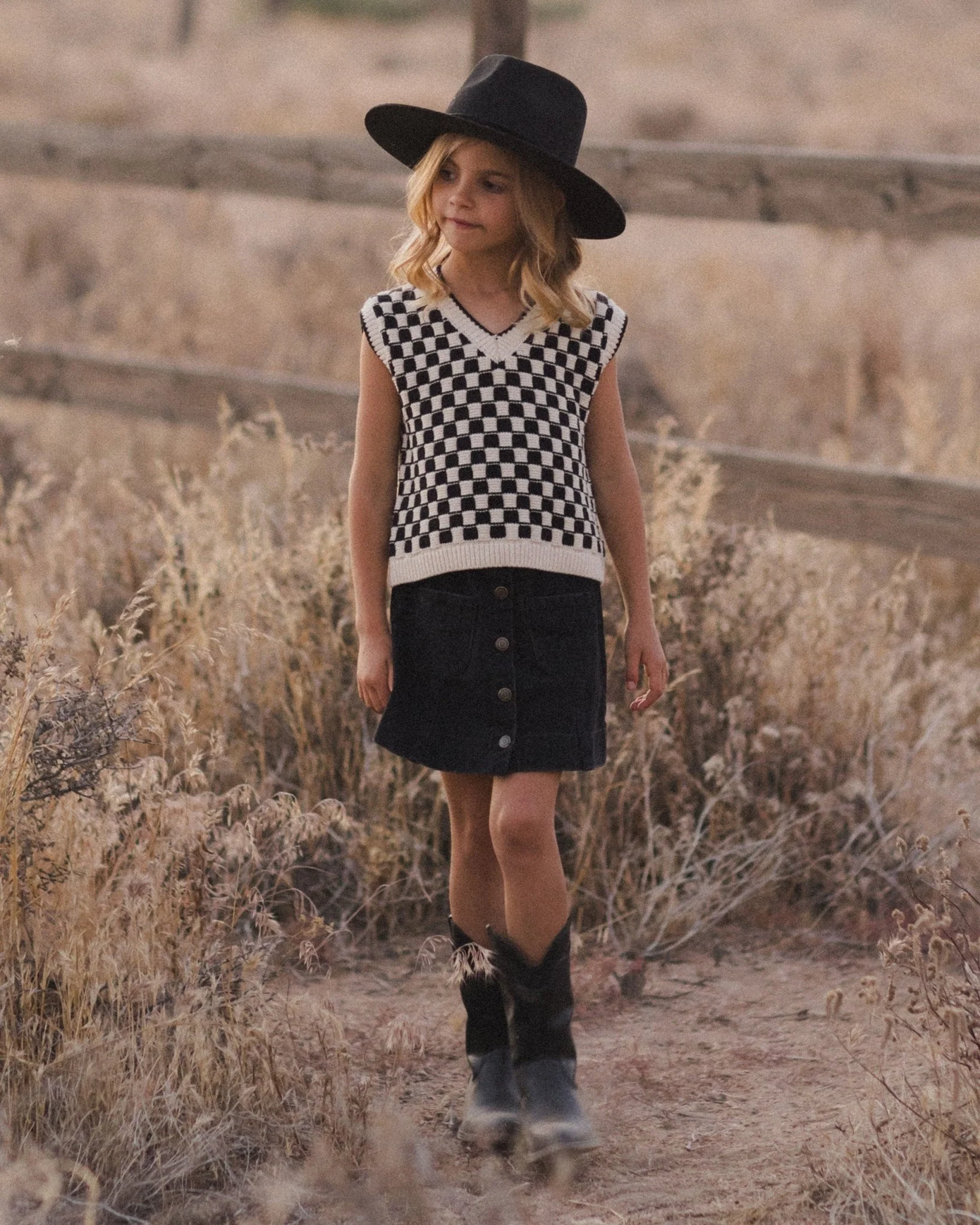 Sweater Vest || Check - Image 5