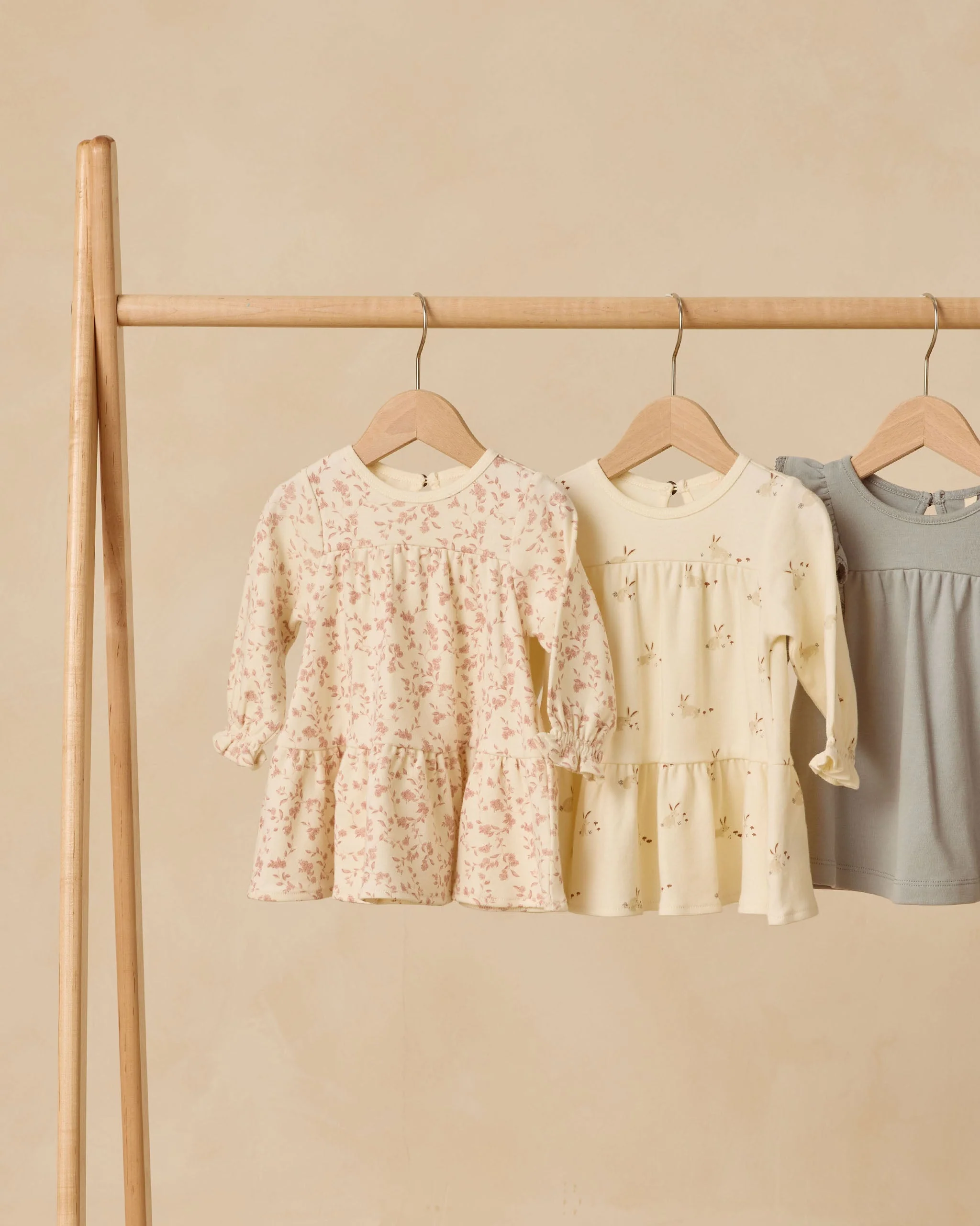 Tiered Jersey Dress || French Garden - Image 9