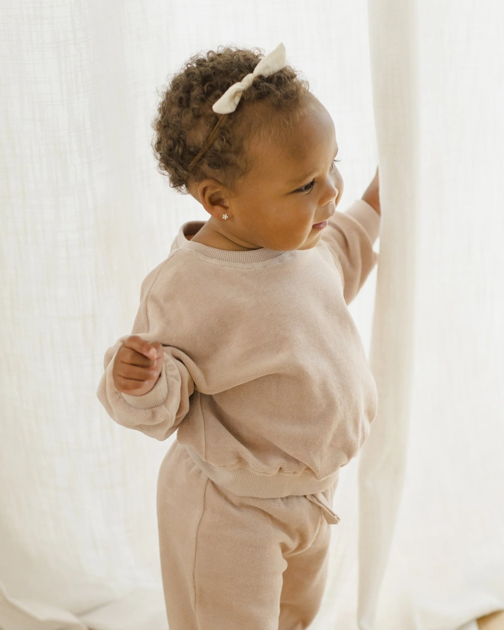 Velour Relaxed Sweatpant || Blush - Image 4
