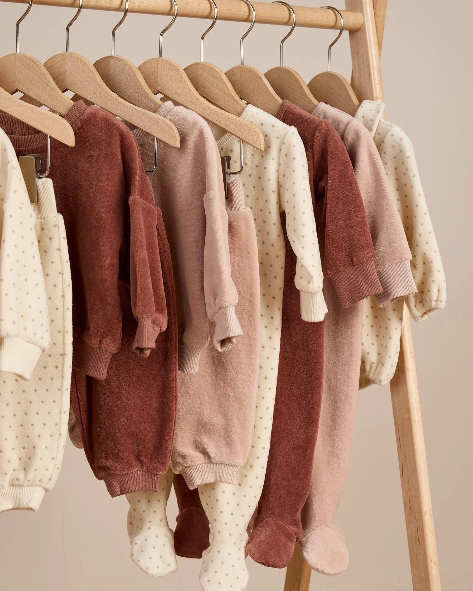 Velour Relaxed Sweatpant || Blush - Image 6