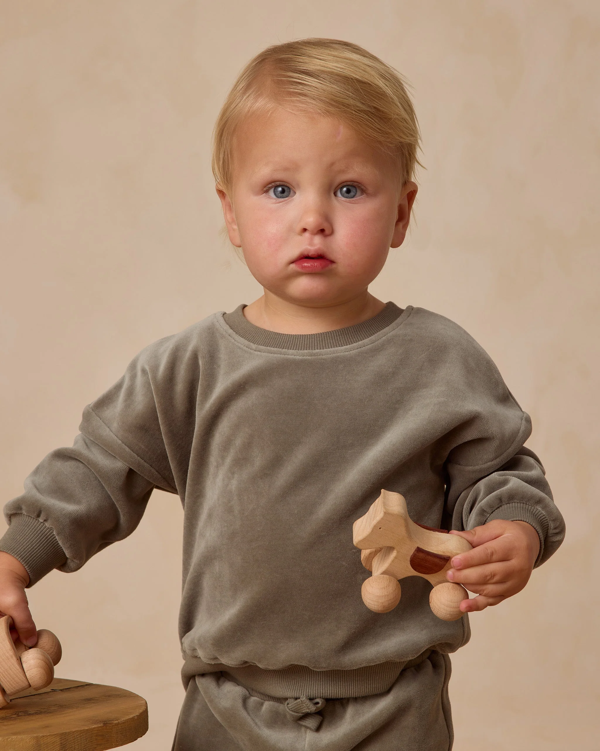 Velour Relaxed Sweatshirt || Forest - Image 4
