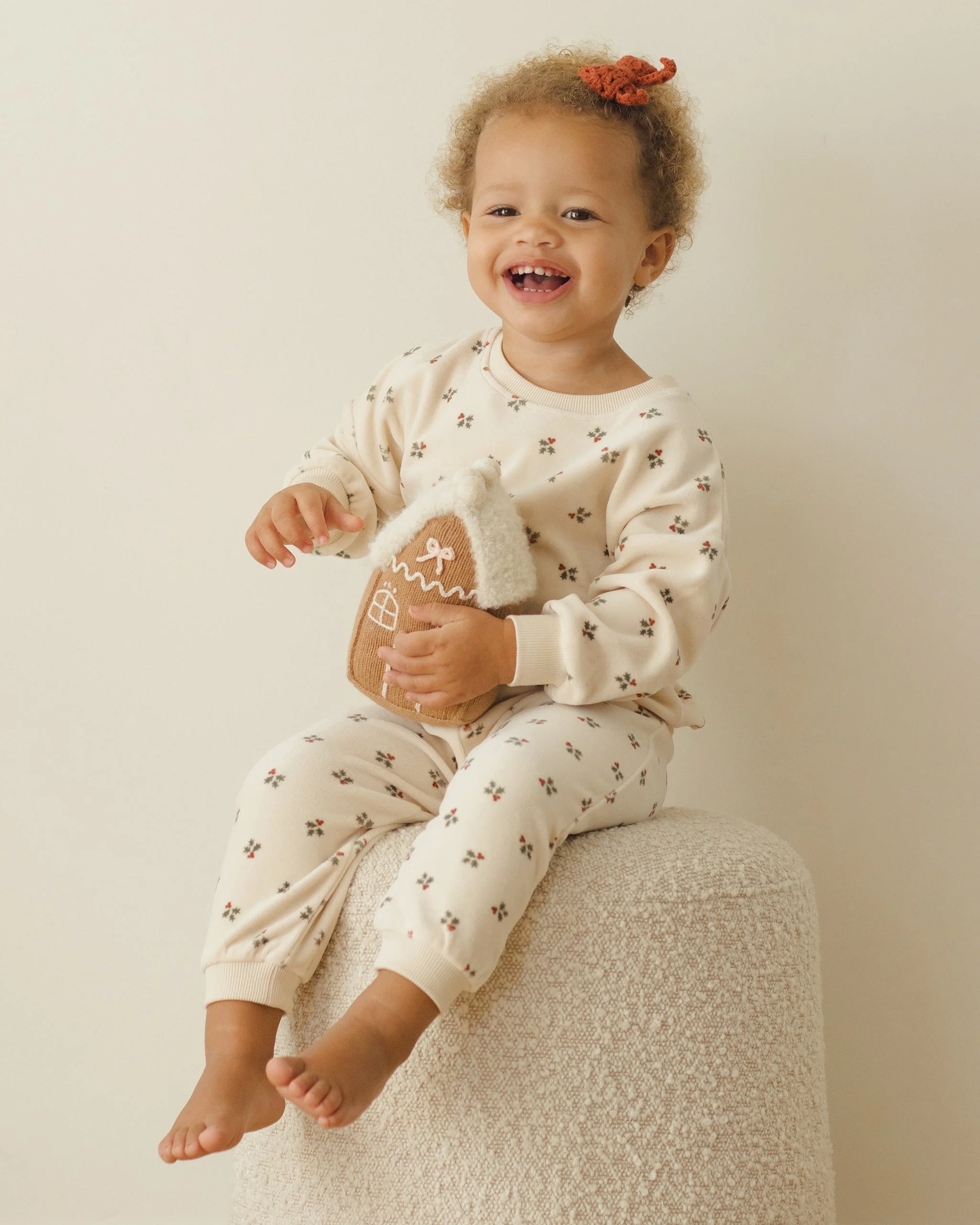Velour Relaxed Sweatshirt || Holly Berry - Image 2