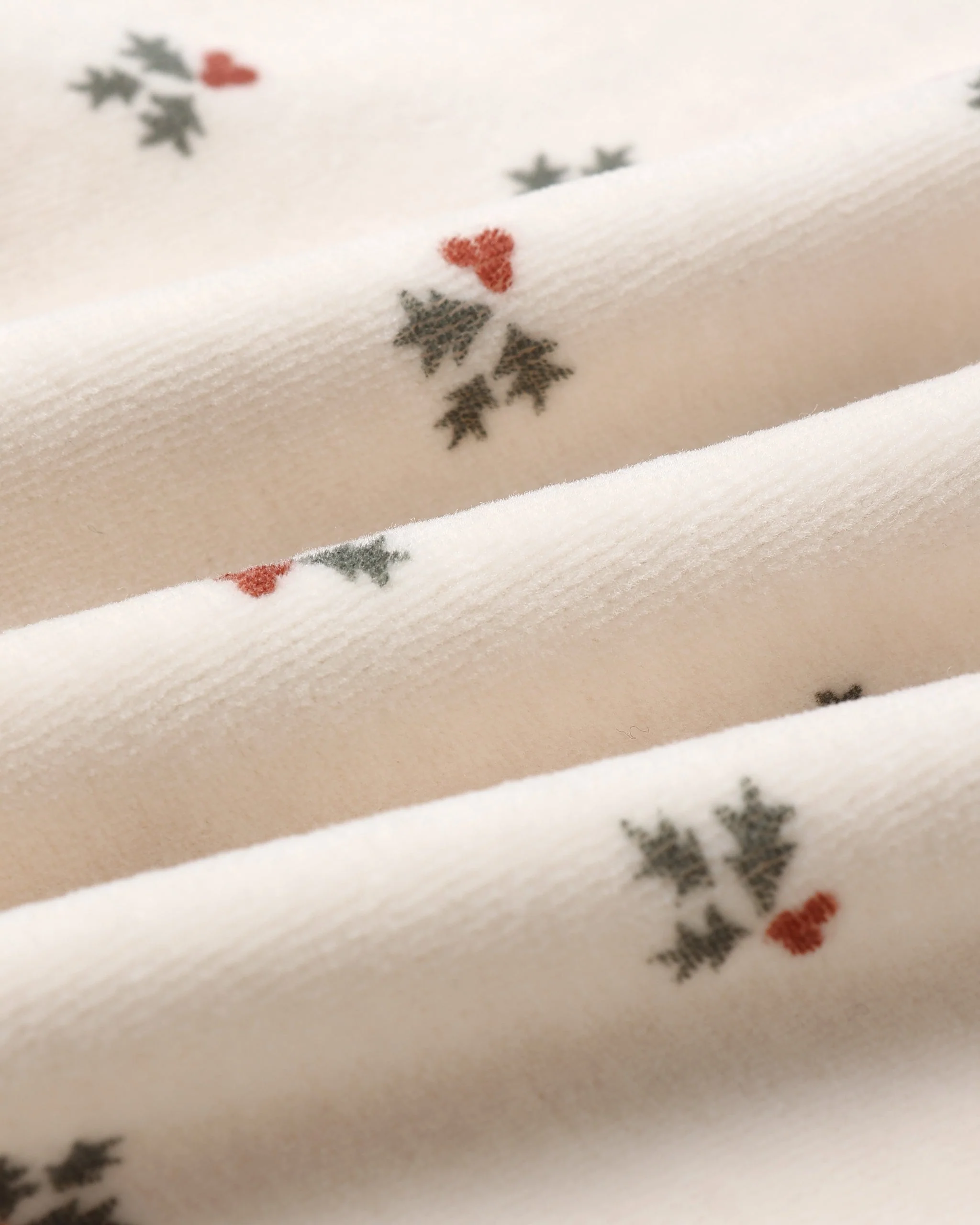 Velour Relaxed Sweatshirt || Holly Berry - Image 7