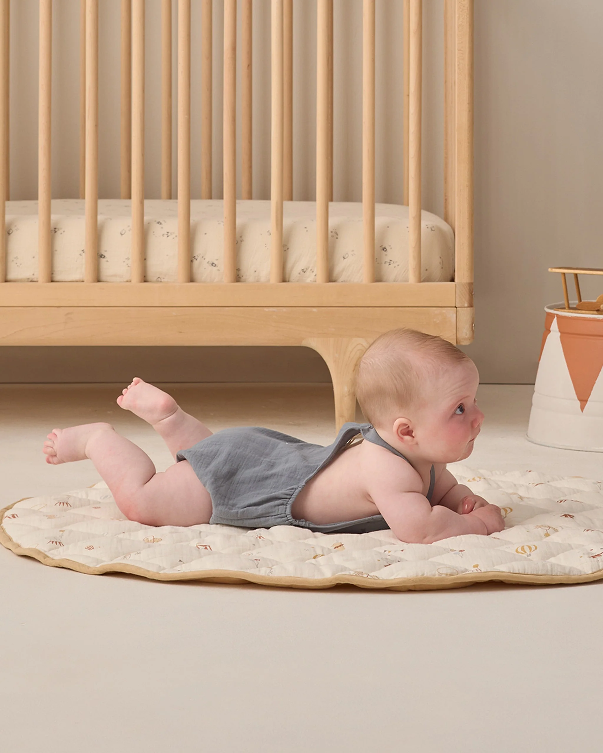 Woven Crib Sheet Space - Image 2