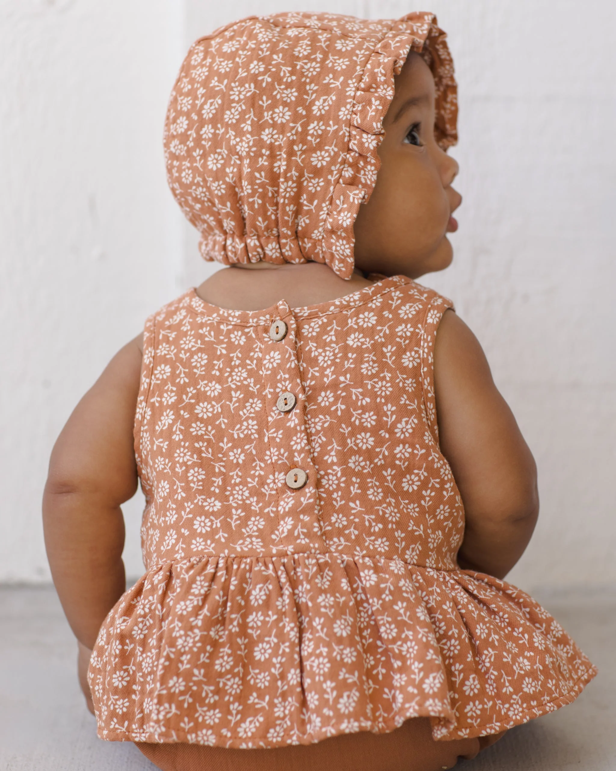 Woven Ruffle Bonnet Poppy Floral - Image 3